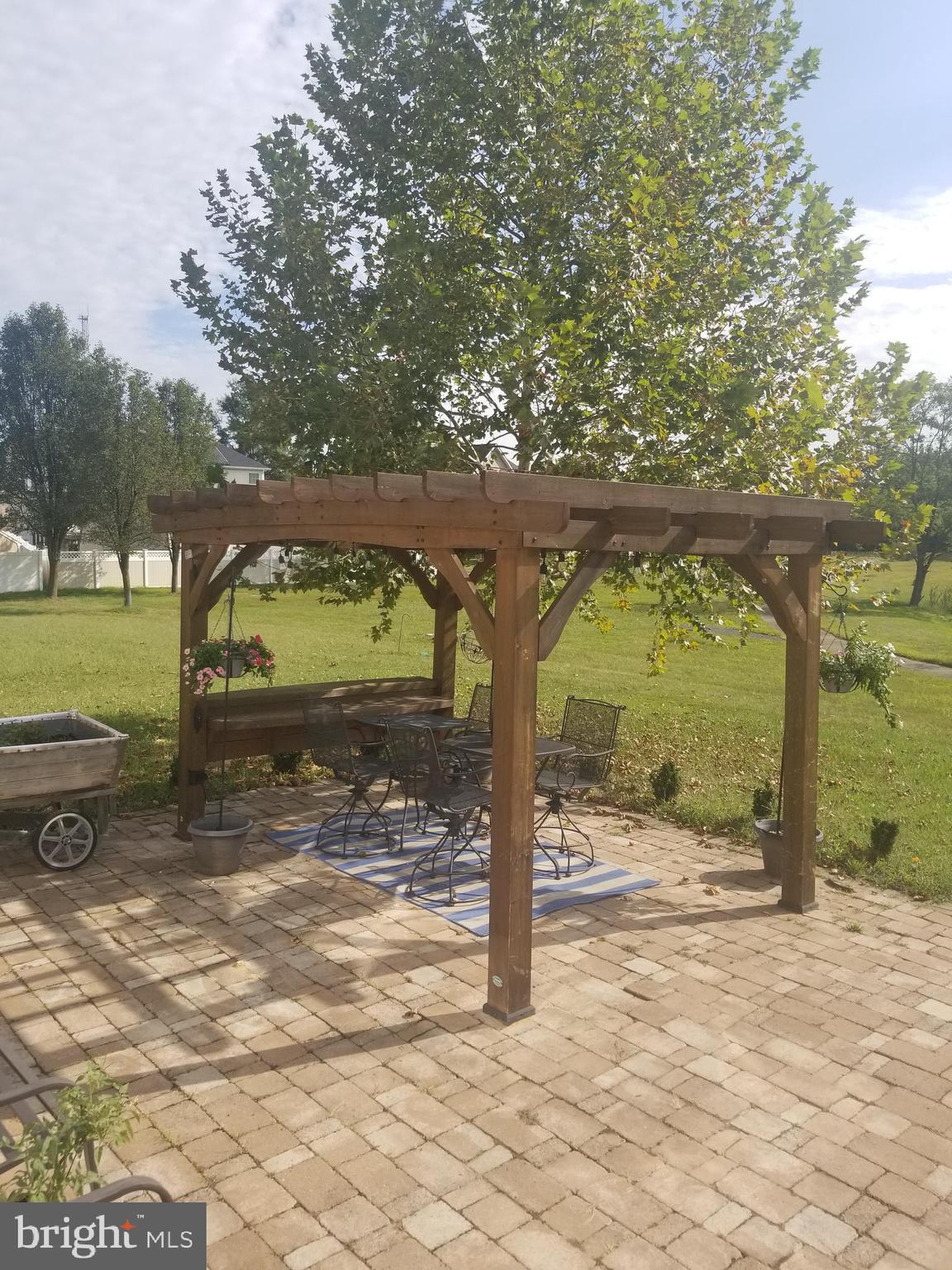 HAMPTON SUB-PLAT 1> - Residential Lease