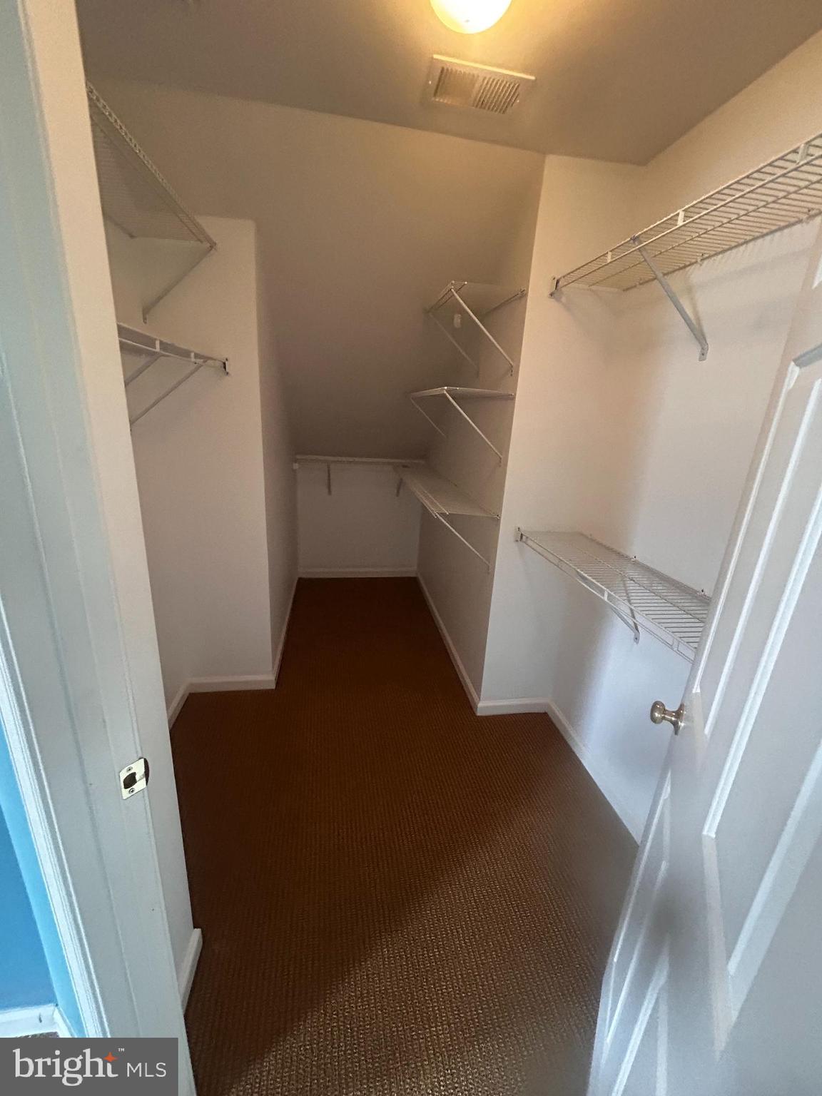 HAMPTON SUB-PLAT 1> - Residential Lease