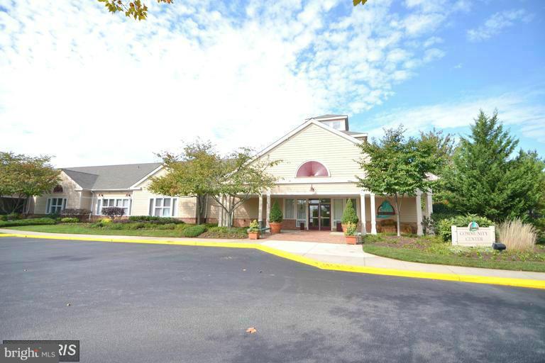 PINEY ORCHARD - Residential