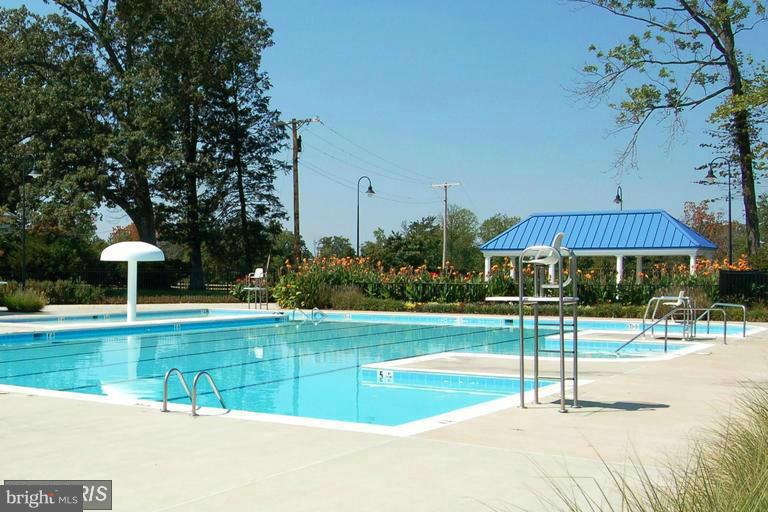 PINEY ORCHARD - Residential