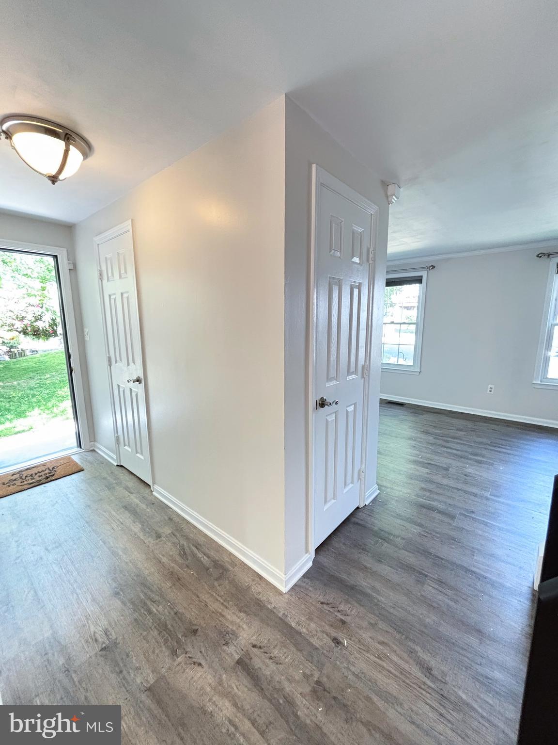 SINGLETONS GROVE - Residential Lease