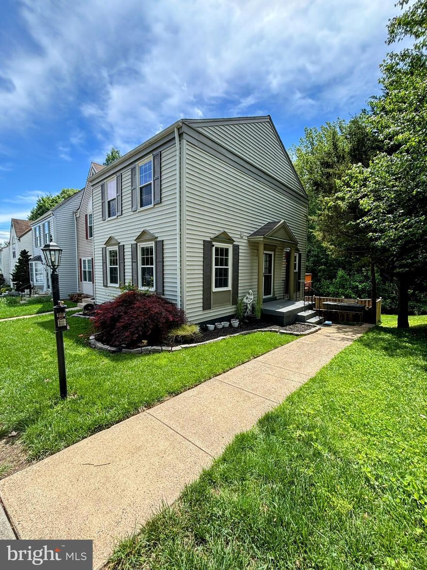 This rarely available 3-bedroom, 3.5-bath end-unit townhome offers the perfect balance of comfort, style, and functionality in one of the area's most desirable communities. Featuring three spacious levels, this home includes modern updates, soaring ceilings, and ample storage throughout.
The main level boasts a bright, open layout perfect for entertaining or relaxing. The kitchen is equipped with a stainless steel refrigerator, making meal prep a breeze.
Upstairs, you'll find a generously sized primary suite with an ensuite bathroom and great closets. Two additional bedrooms and a full bathroom complete the upper level.
The fully finished walk-out lower level includes a private bedroom and full bath, ideal for guests, a home office, or recreation space.
Step outside to your private deck, where you can enjoy the gorgeous views year-round under the comfort of a gazebo—perfect for relaxing in the shade or enjoying the rain in comfort.
Additional highlights include two assigned parking spaces and a prime location near Colonnade at Union Mill, Centre Ridge Marketplace, and Centrewood Plaza. You're just minutes from restaurants, gyms, grocery stores, entertainment options, and a movie theater and CGX.
This move-in-ready townhouse is a rare gem—don’t miss out!