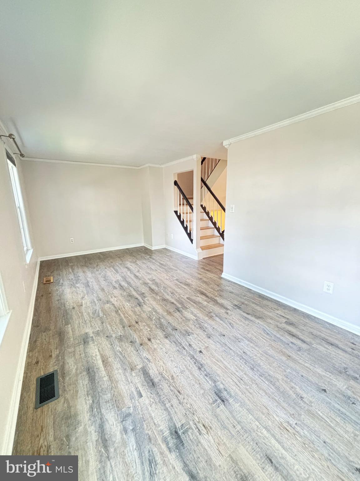 SINGLETONS GROVE - Residential Lease