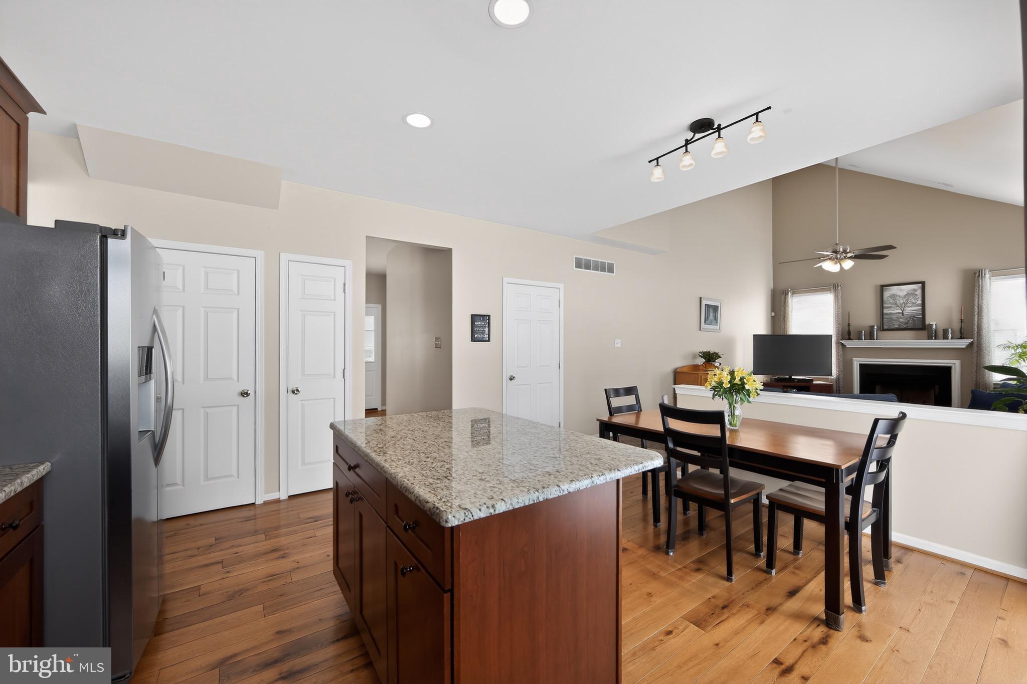 PROVIDENCE HILL - Residential