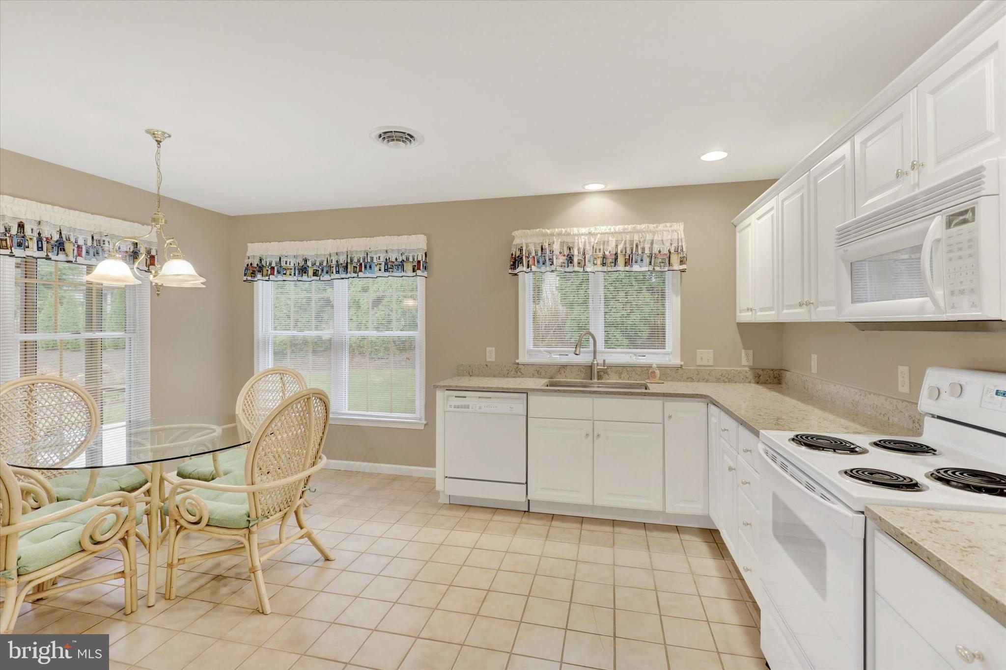 PENN NATIONAL GOLF COURSE COMMUNITY - Residential