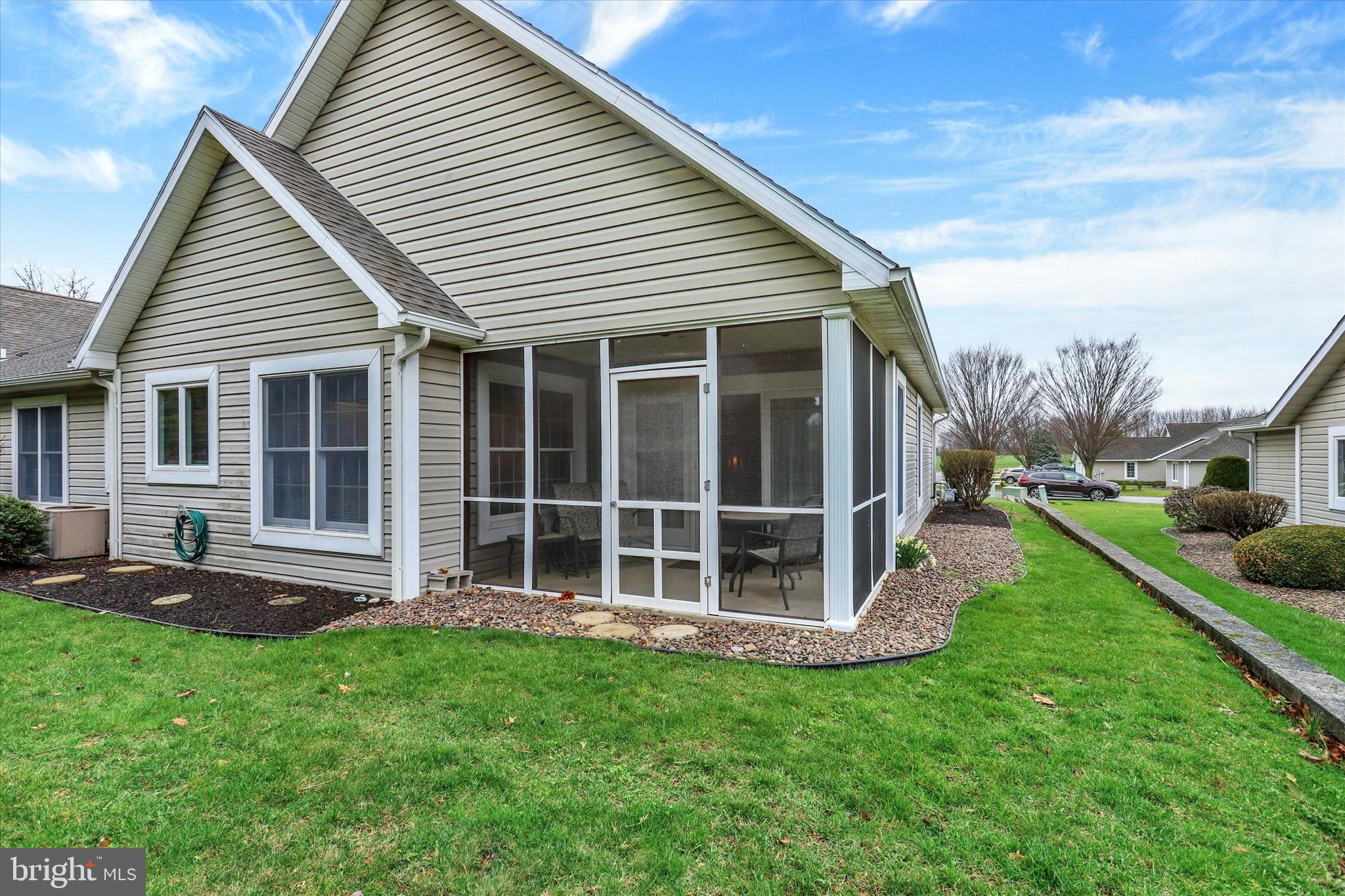 PENN NATIONAL GOLF COURSE COMMUNITY - Residential