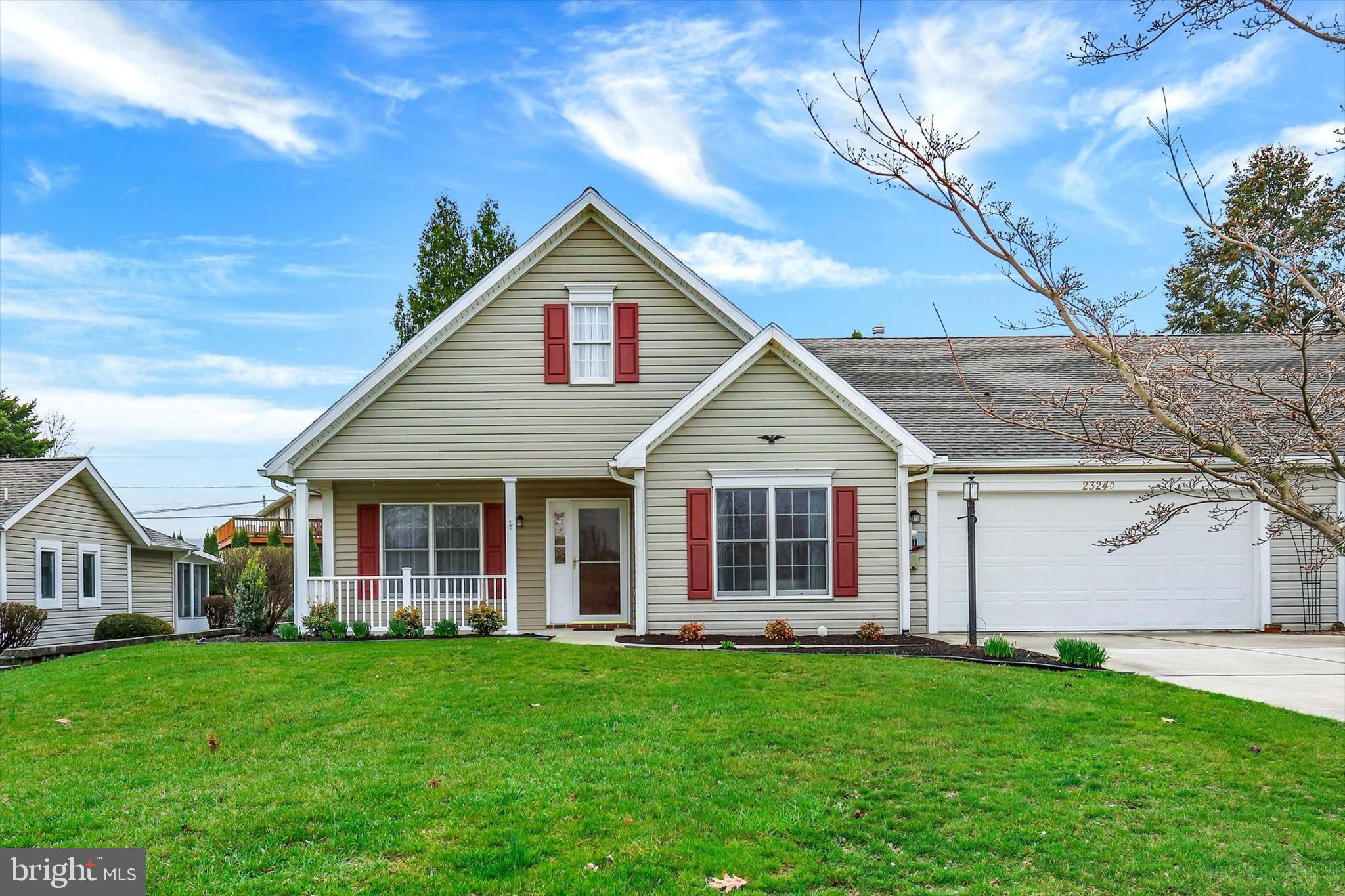 PENN NATIONAL GOLF COURSE COMMUNITY - Residential