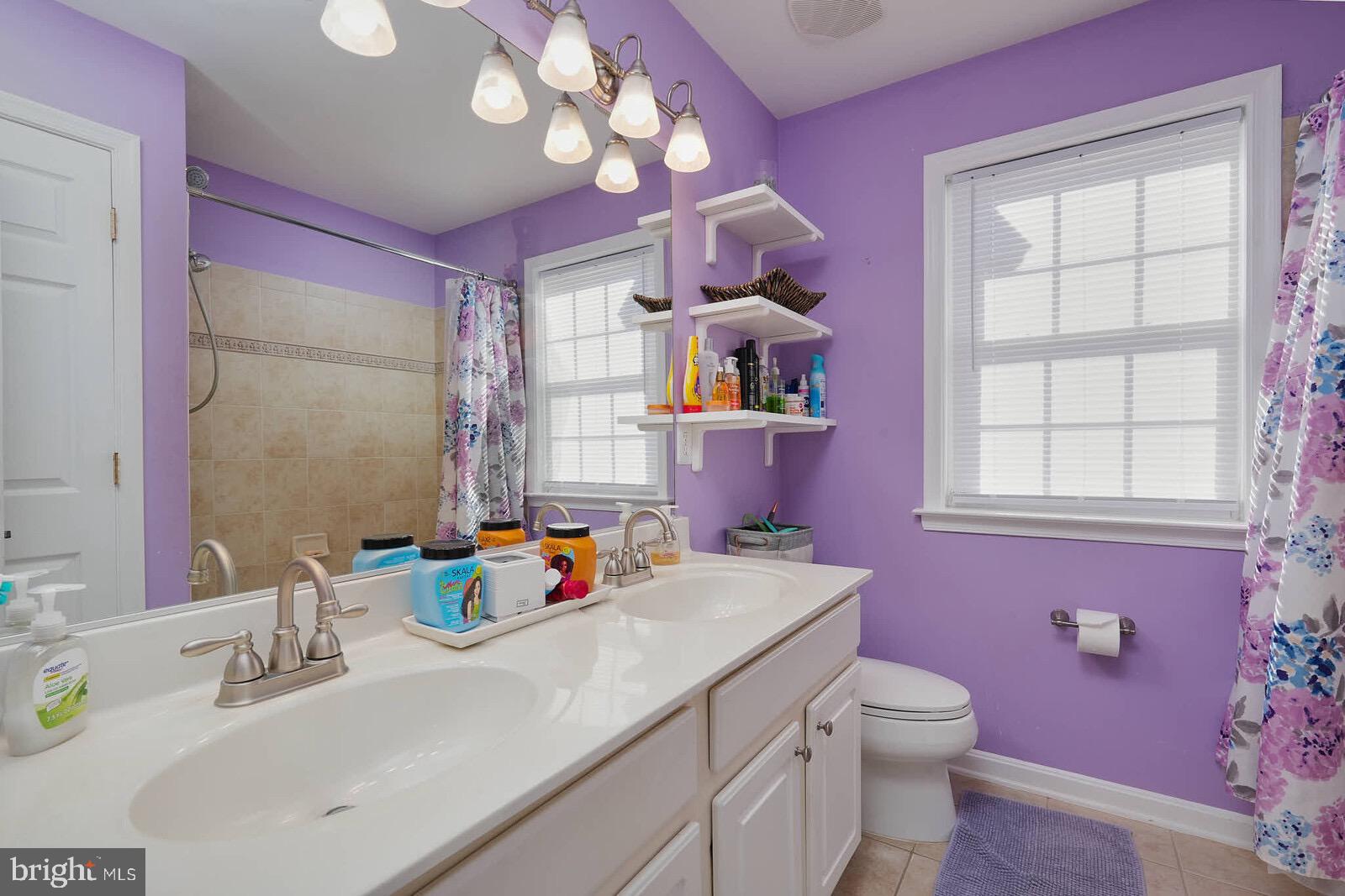 ELIZABETH'S CROSSING - Residential