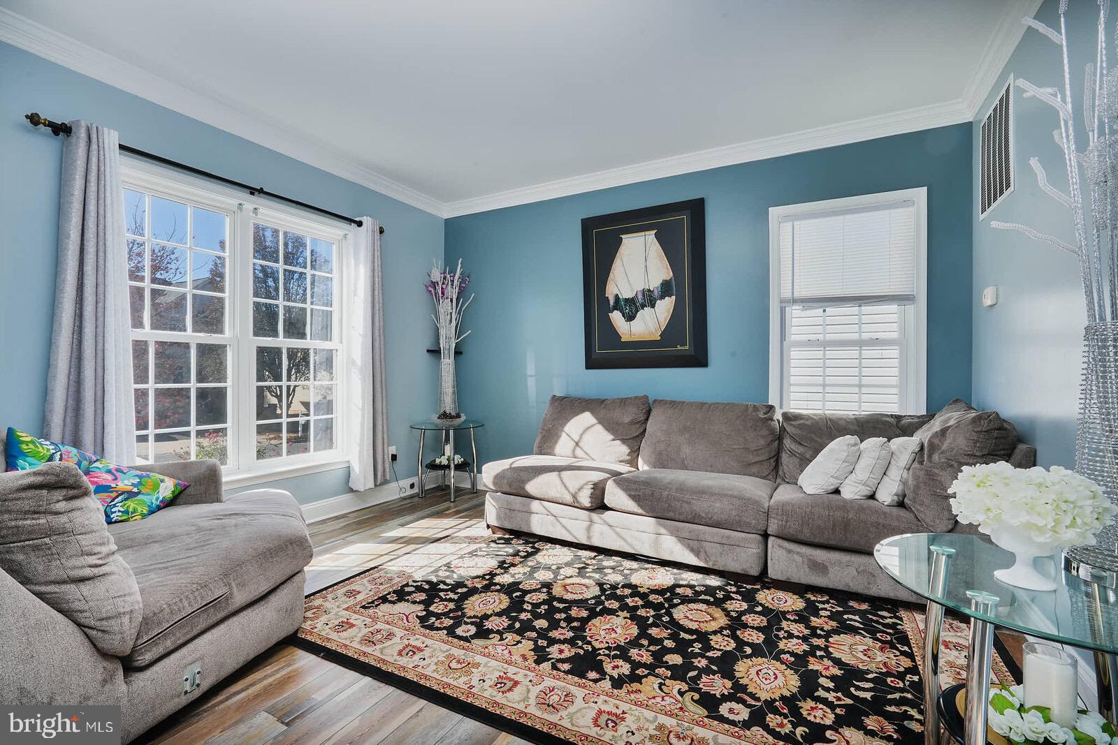 ELIZABETH'S CROSSING - Residential