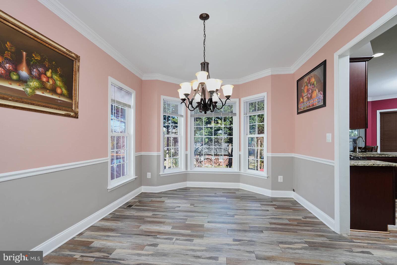 ELIZABETH'S CROSSING - Residential