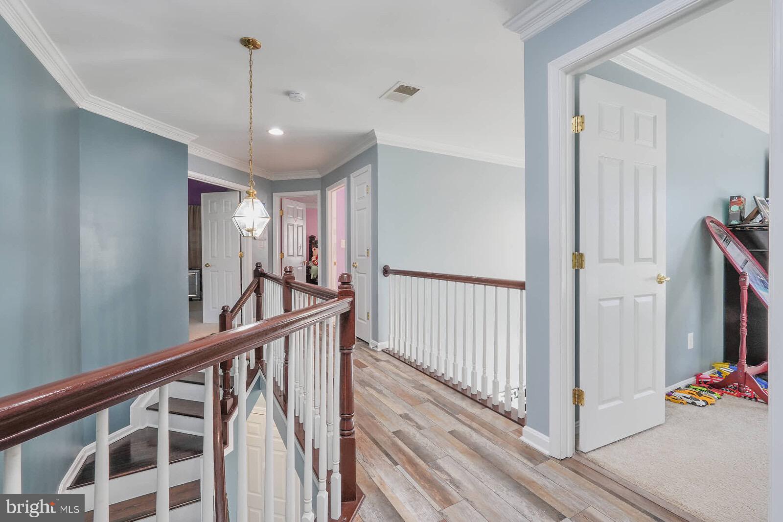 ELIZABETH'S CROSSING - Residential