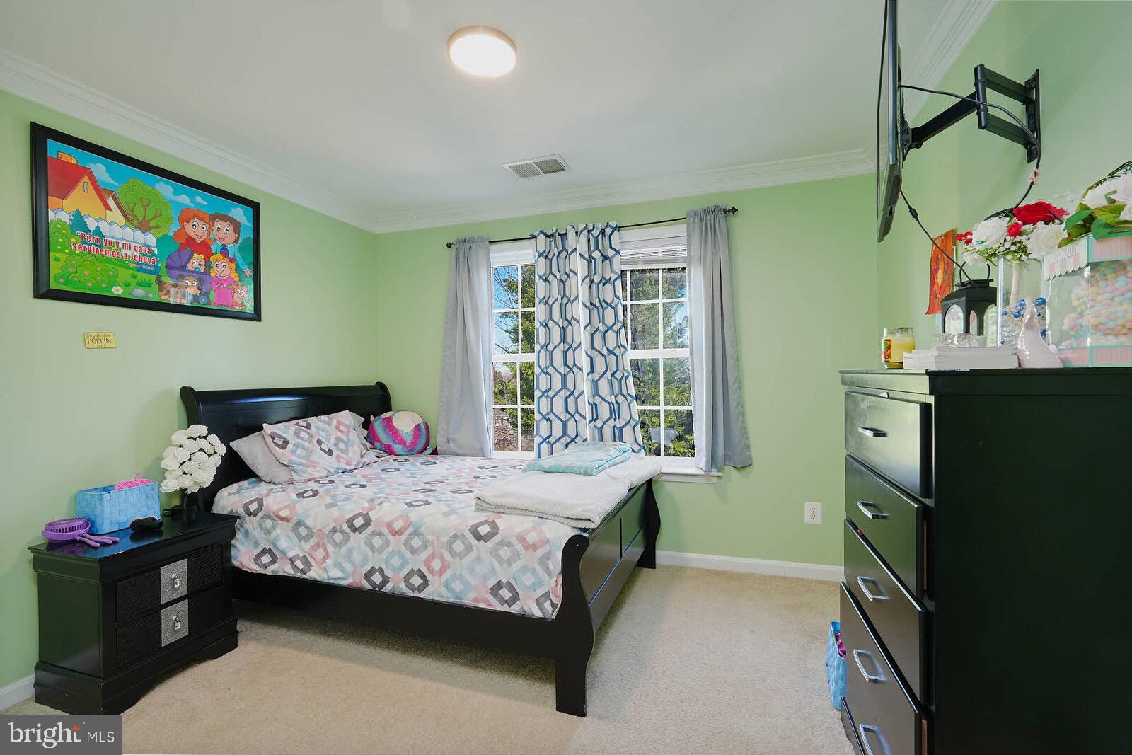 ELIZABETH'S CROSSING - Residential