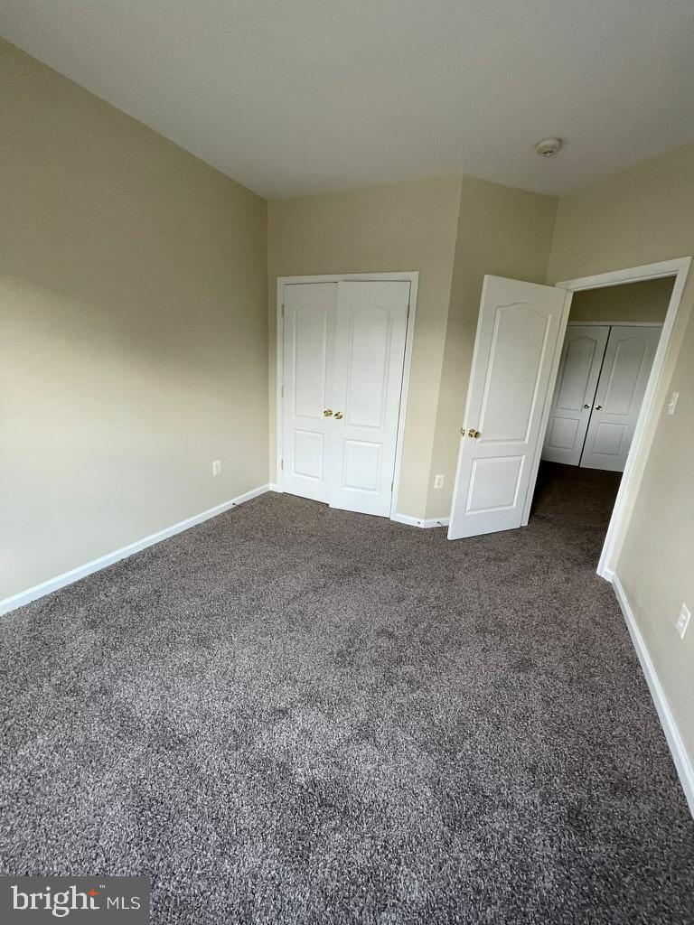 WAKELAND MANOR - Residential Lease