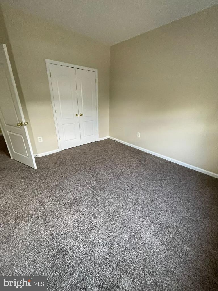 WAKELAND MANOR - Residential Lease