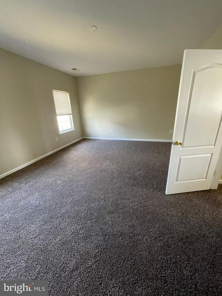 WAKELAND MANOR - Residential Lease