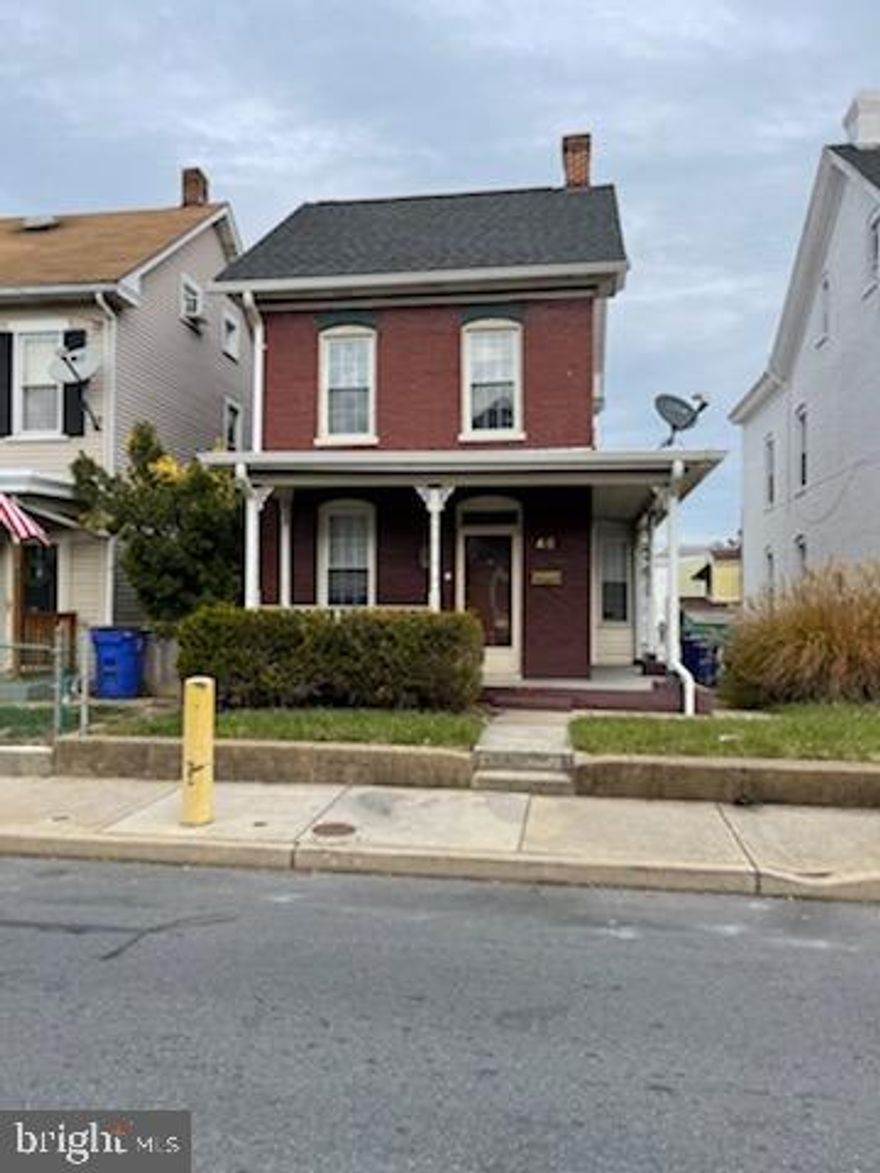 ***Investment Opportunity!  Great chance to buy this 3 bedroom and  2 full bathroom detached home in the heart of Hagerstown.  Lots of character and charm. Great property just needs a little TLC. Wrap around porch, original hardwoods and exposed brick throughout. Large flat back yard with storage shed and parking.  Bonus loft area/3rd bedroom on upper level. Newer roof. Cash or 203k loans only.