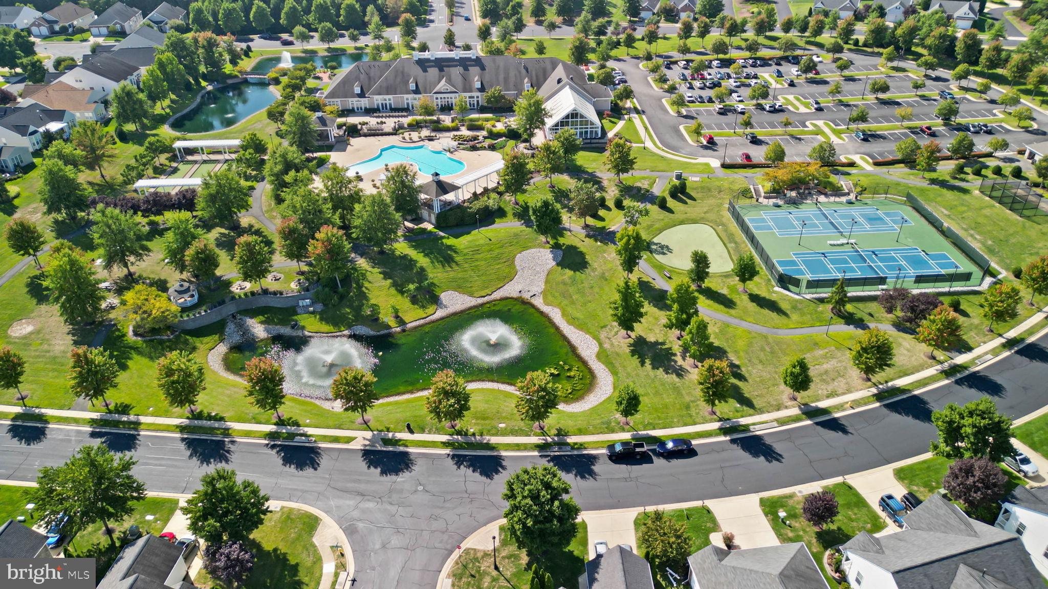 FOUR SEASONS IN HISTORIC VIRGINIA - Residential