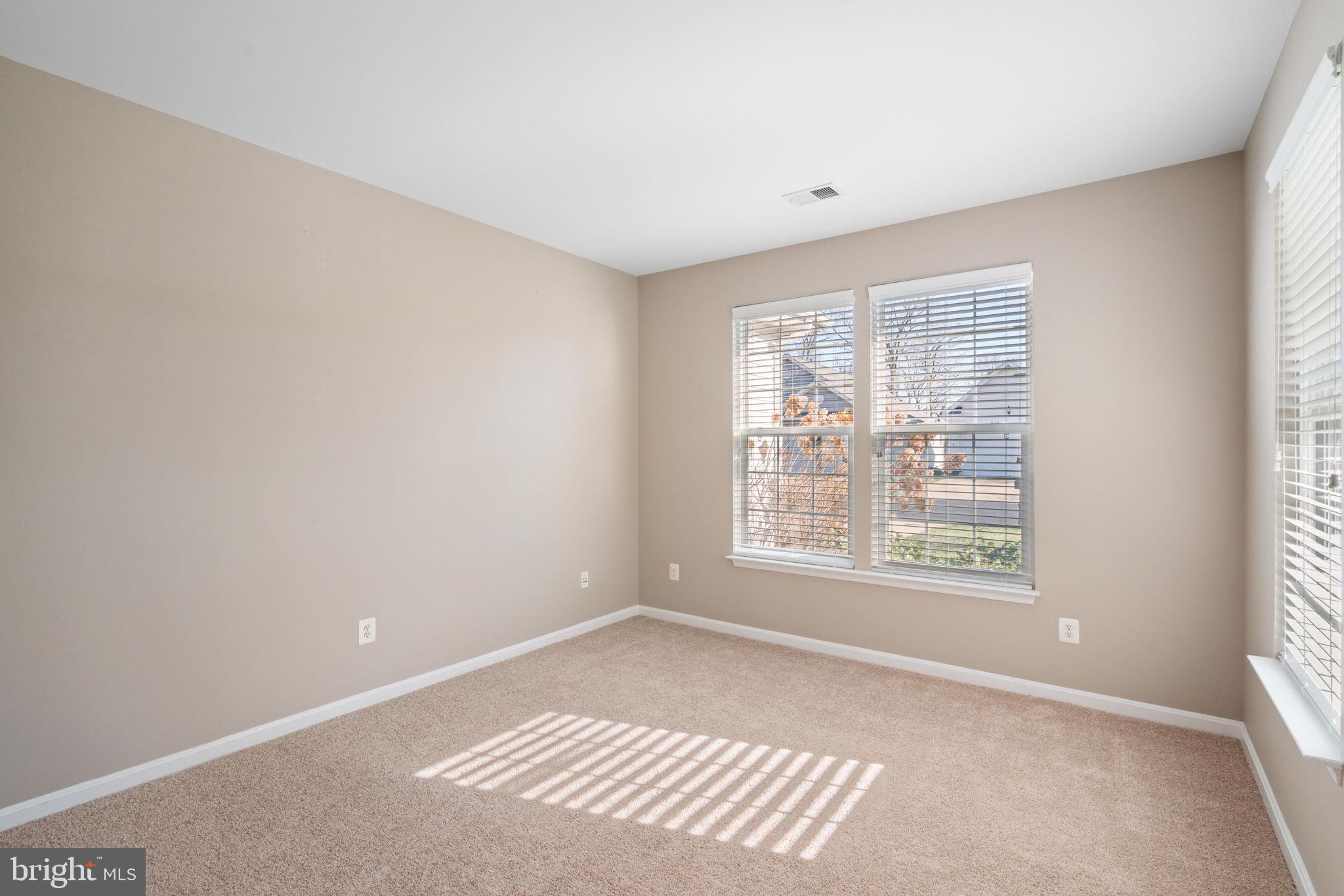 FOUR SEASONS IN HISTORIC VIRGINIA - Residential