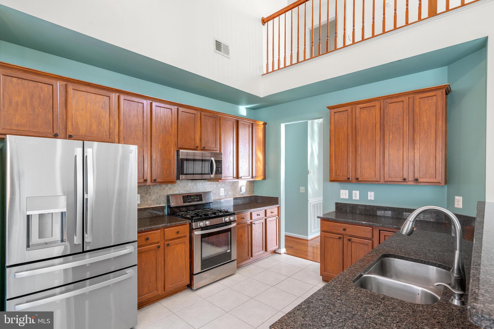 FOUR SEASONS IN HISTORIC VIRGINIA - Residential