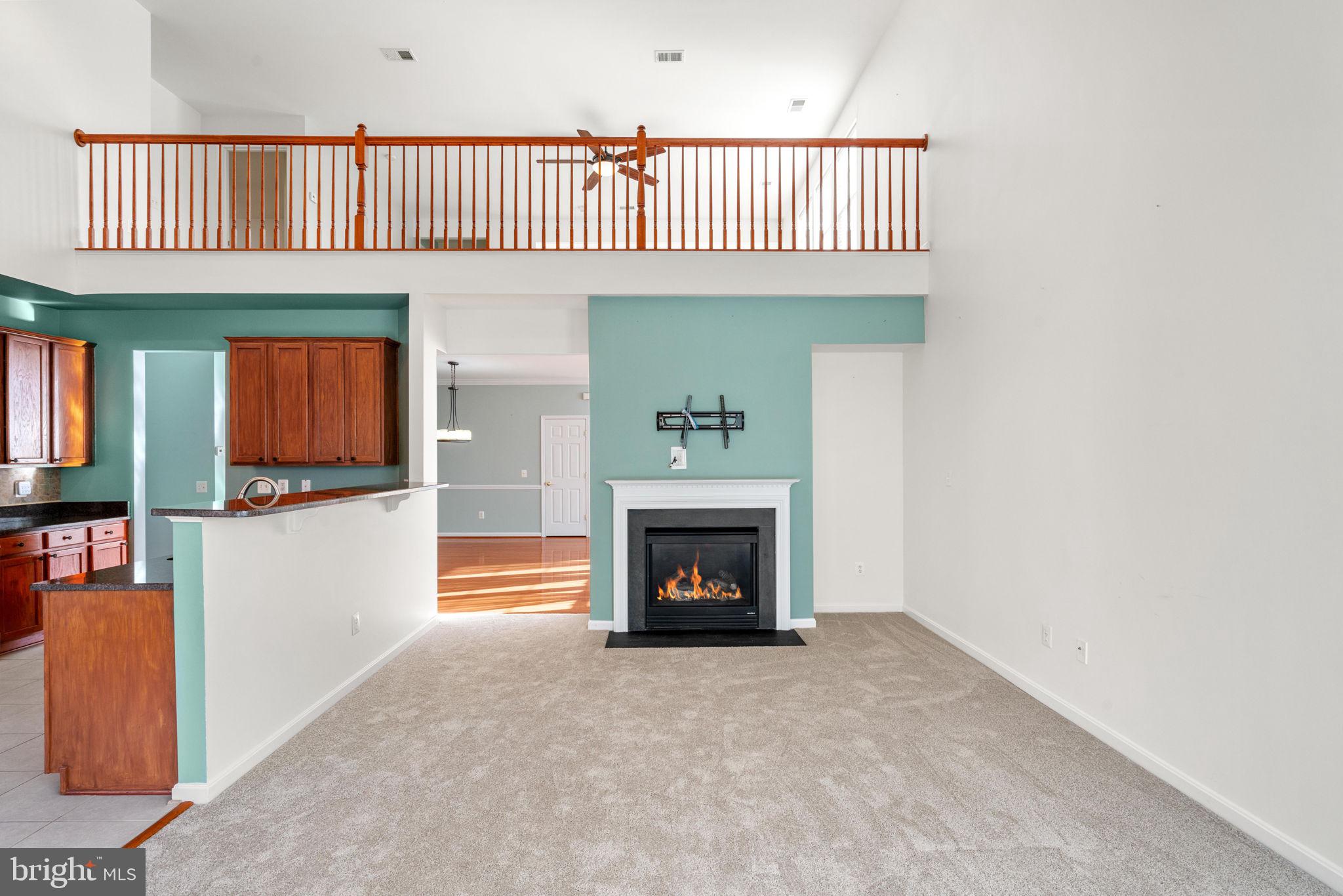 FOUR SEASONS IN HISTORIC VIRGINIA - Residential