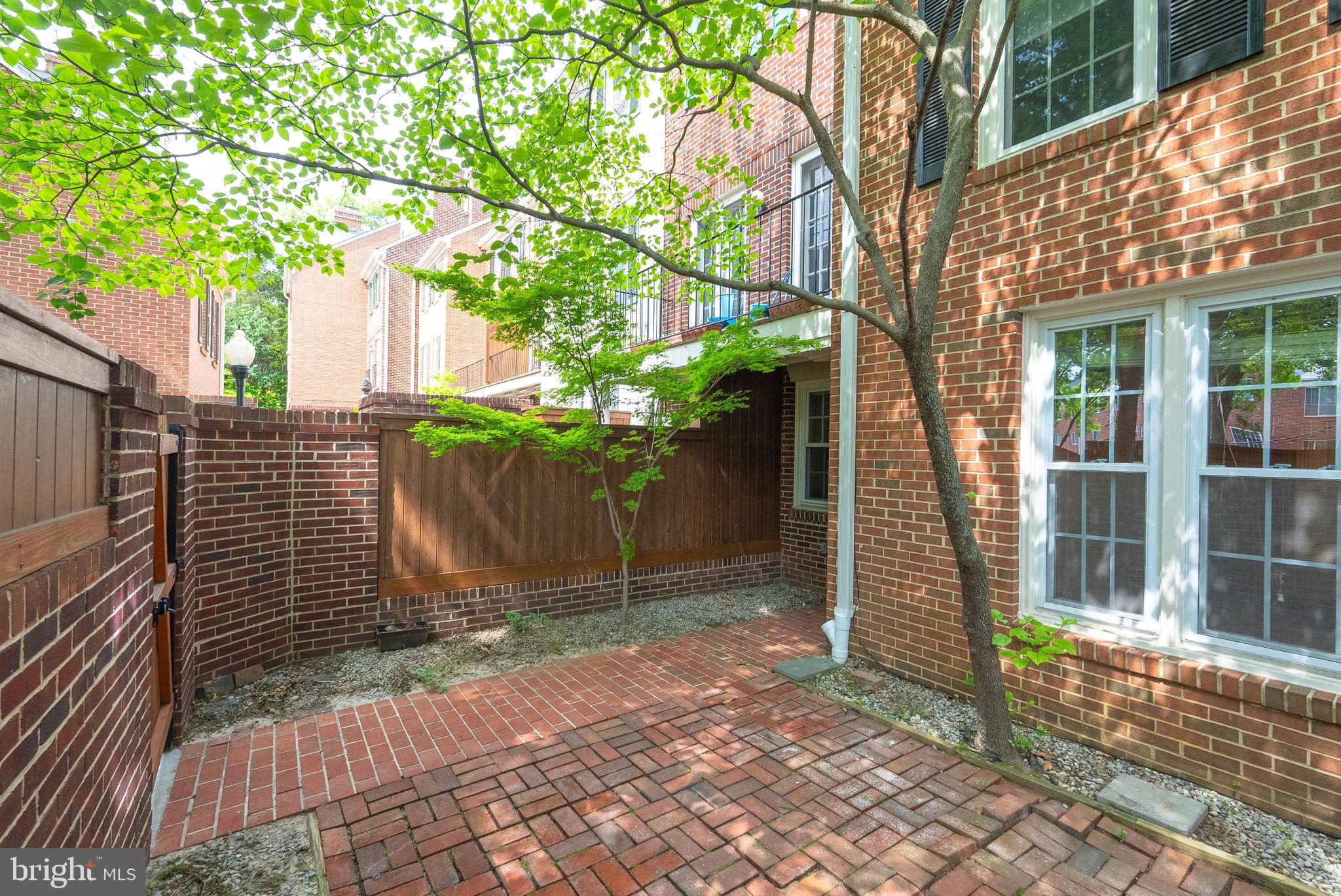 1956 N CLEVELAND STREET 1