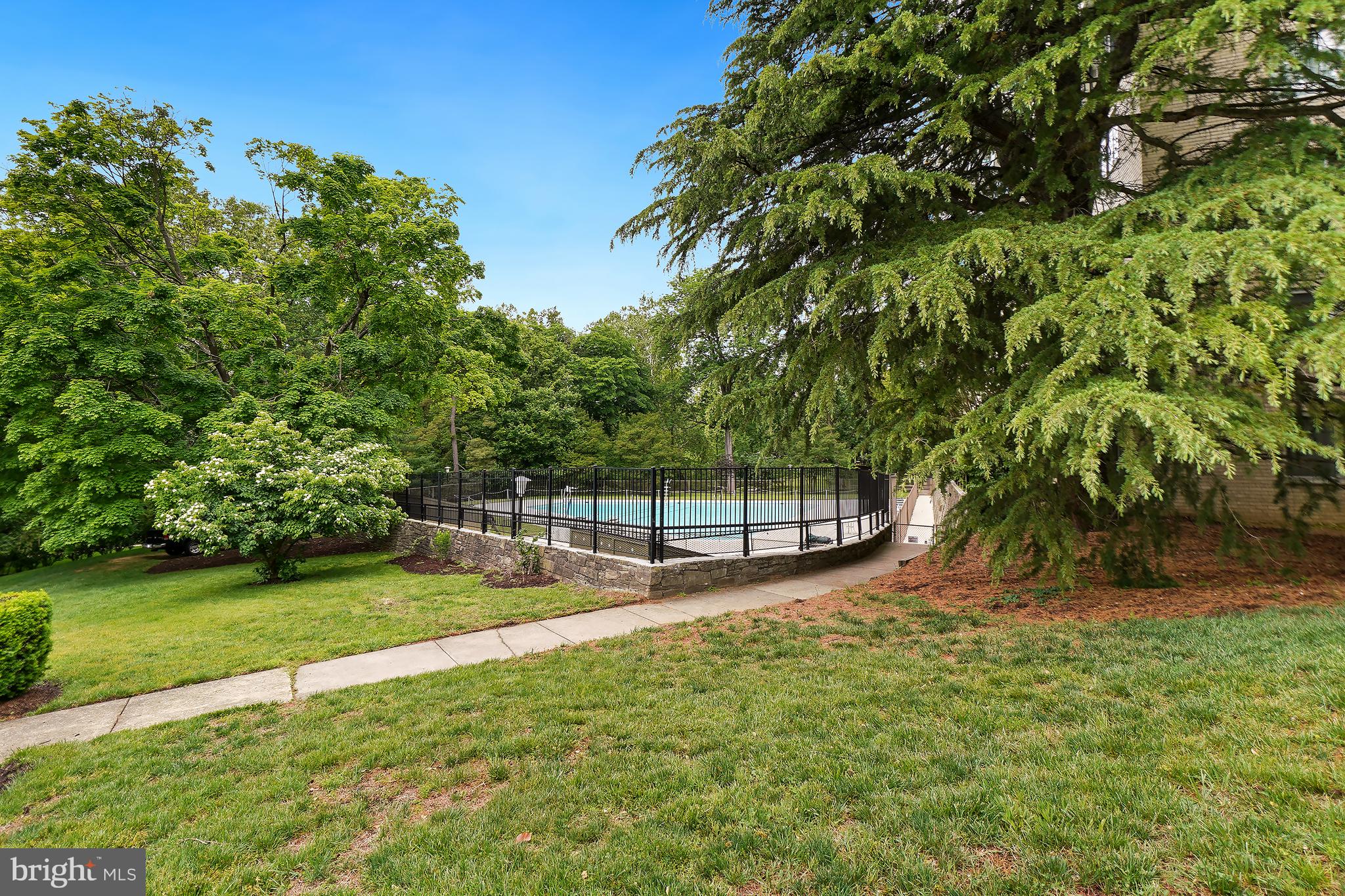 GROSVENOR PARK - Residential