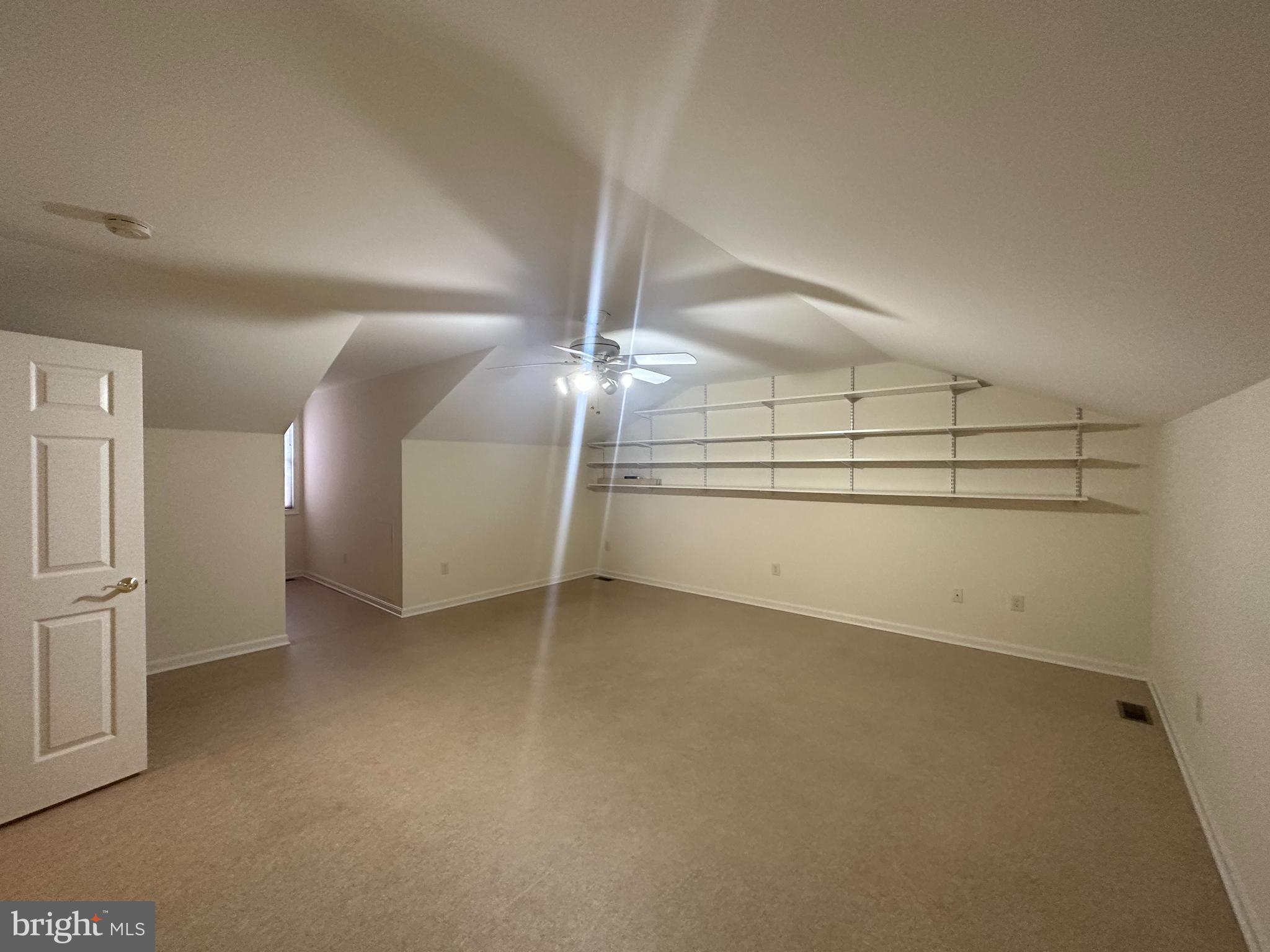 GREENWICH PARK - Residential Lease