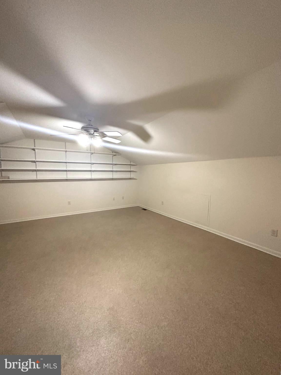 GREENWICH PARK - Residential Lease