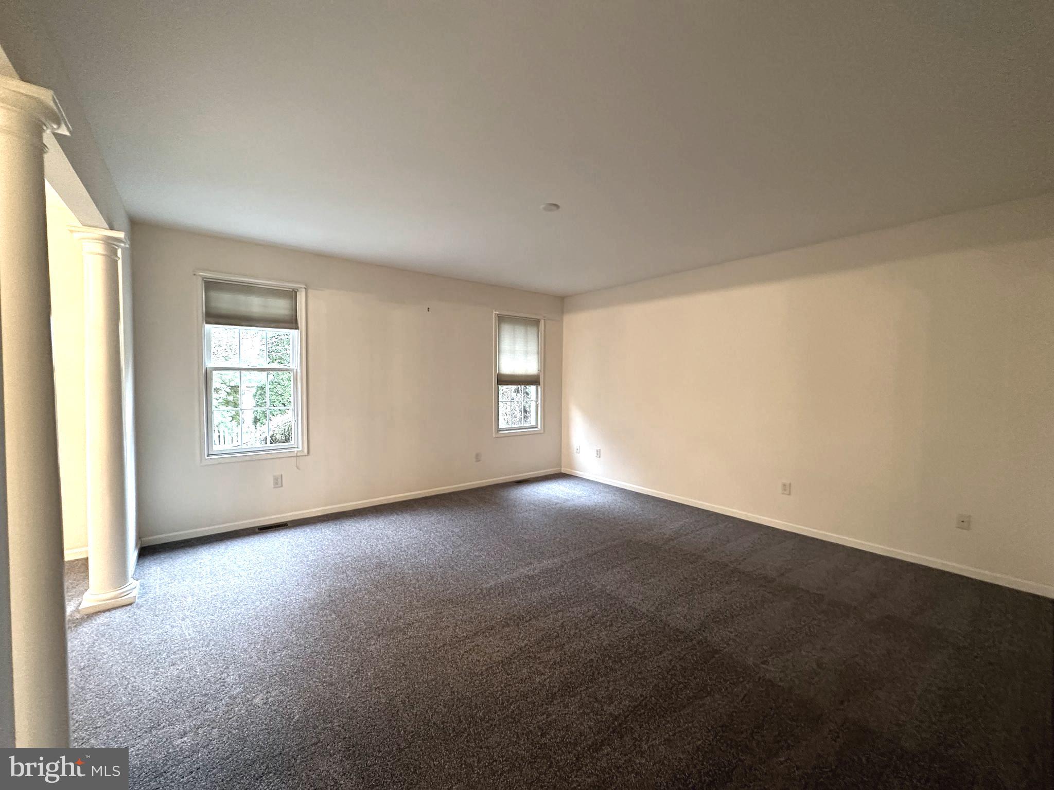 GREENWICH PARK - Residential Lease