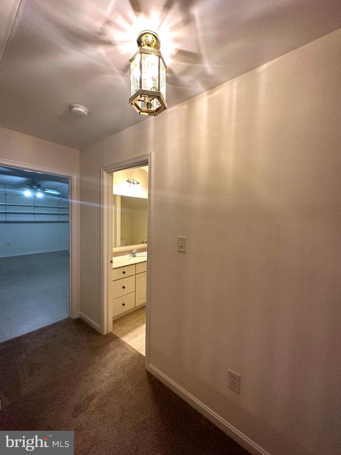 GREENWICH PARK - Residential Lease