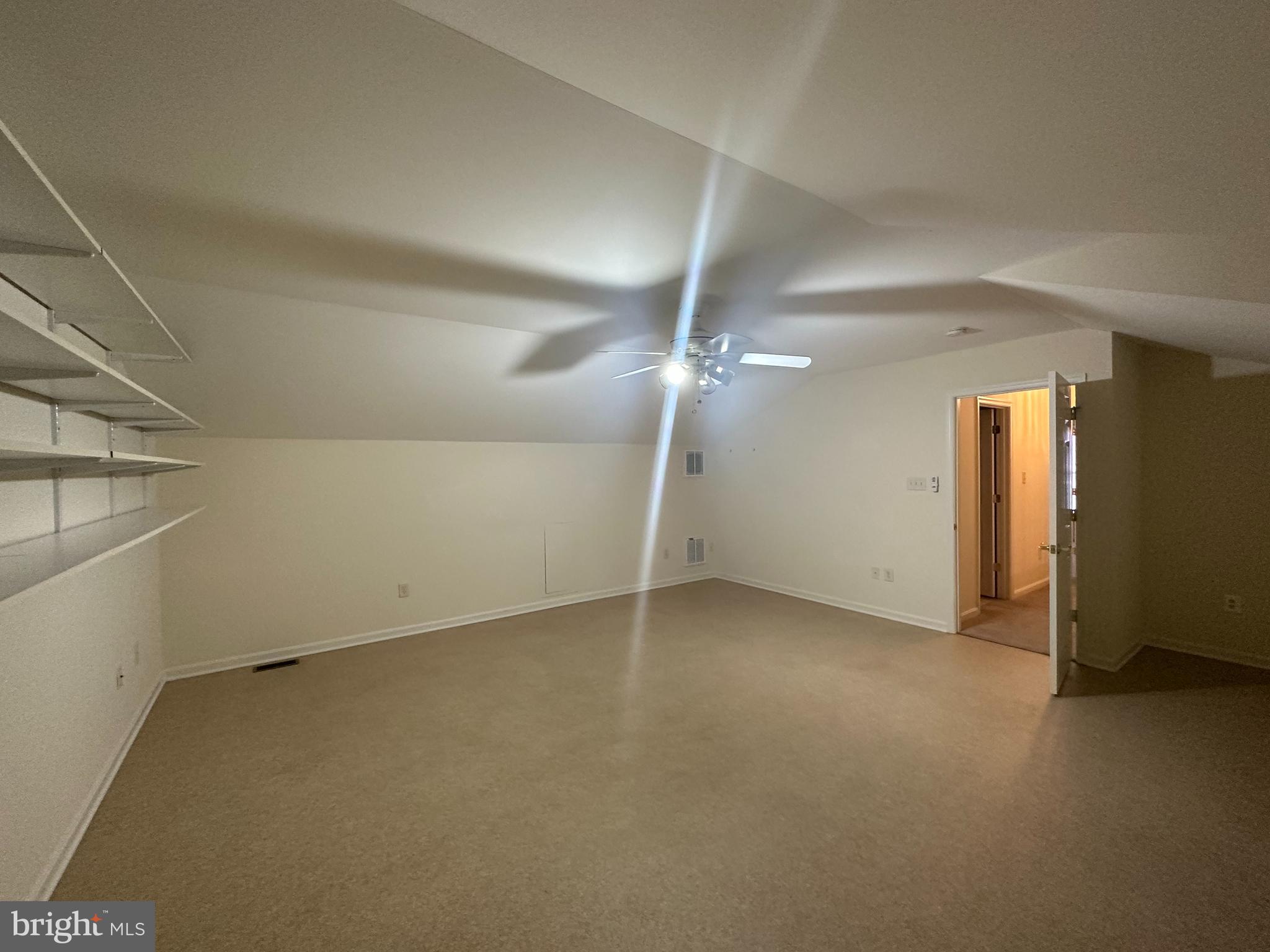 GREENWICH PARK - Residential Lease