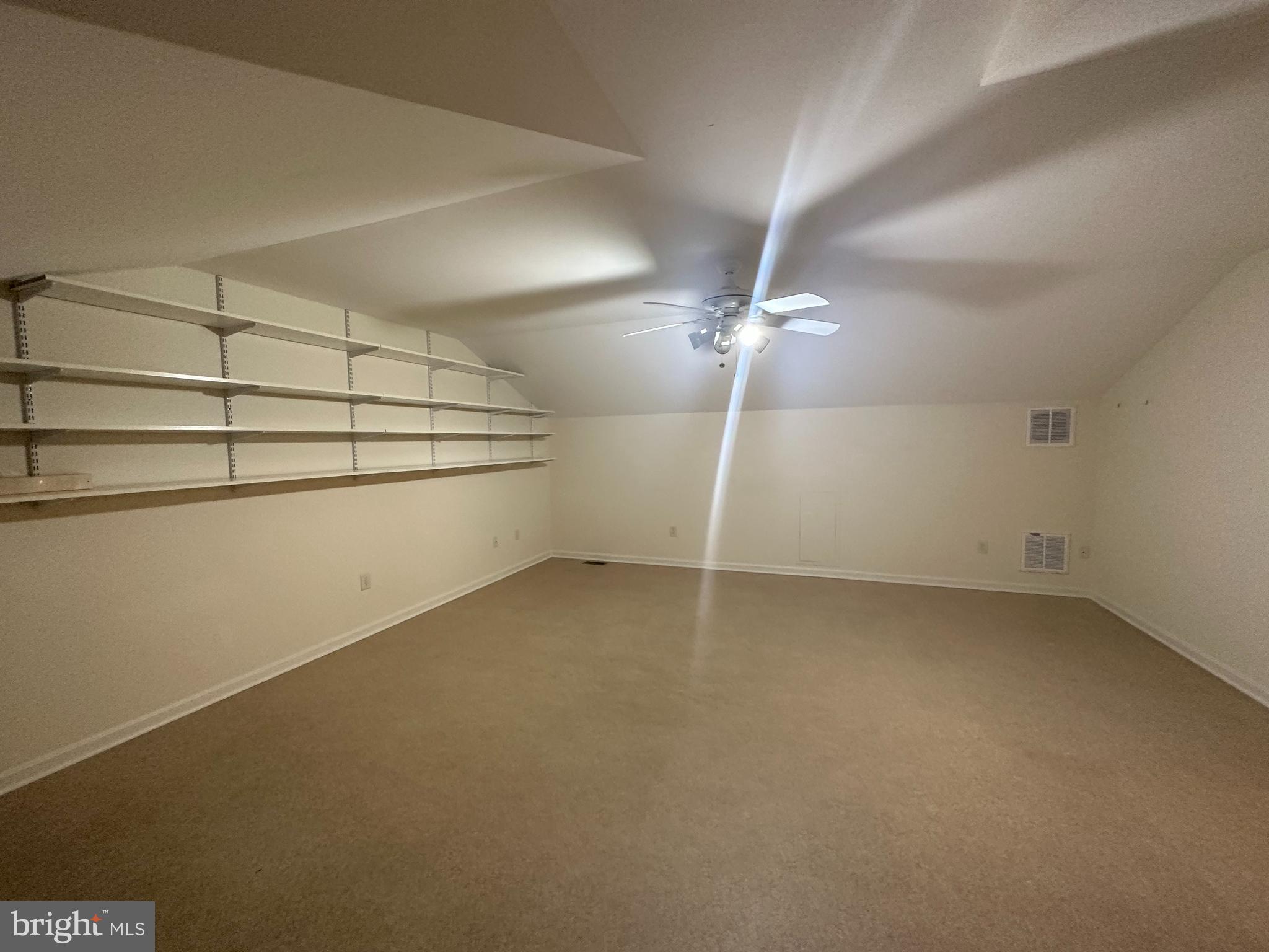 GREENWICH PARK - Residential Lease