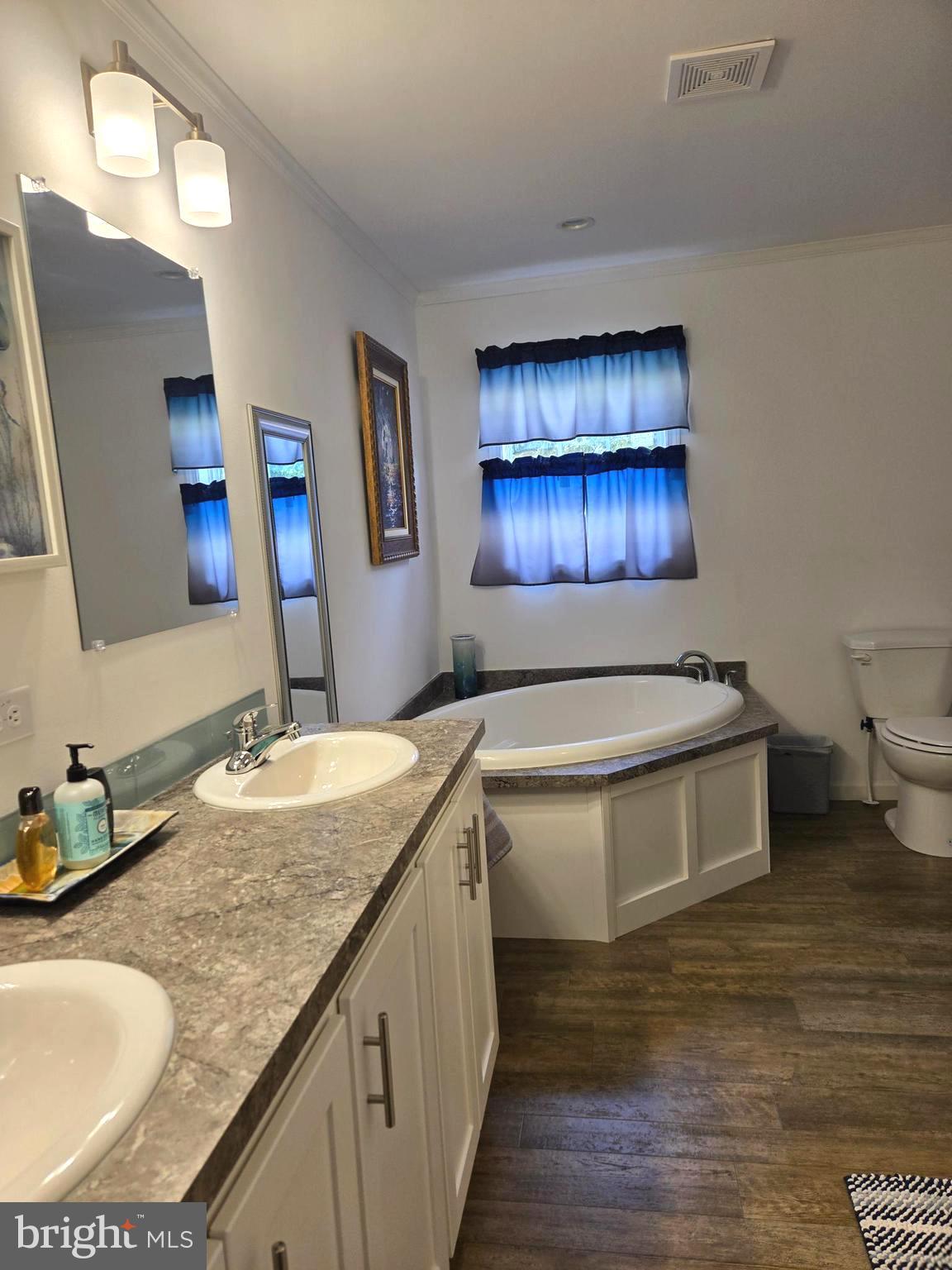 COUNTRYSIDE VILLAGE - Residential