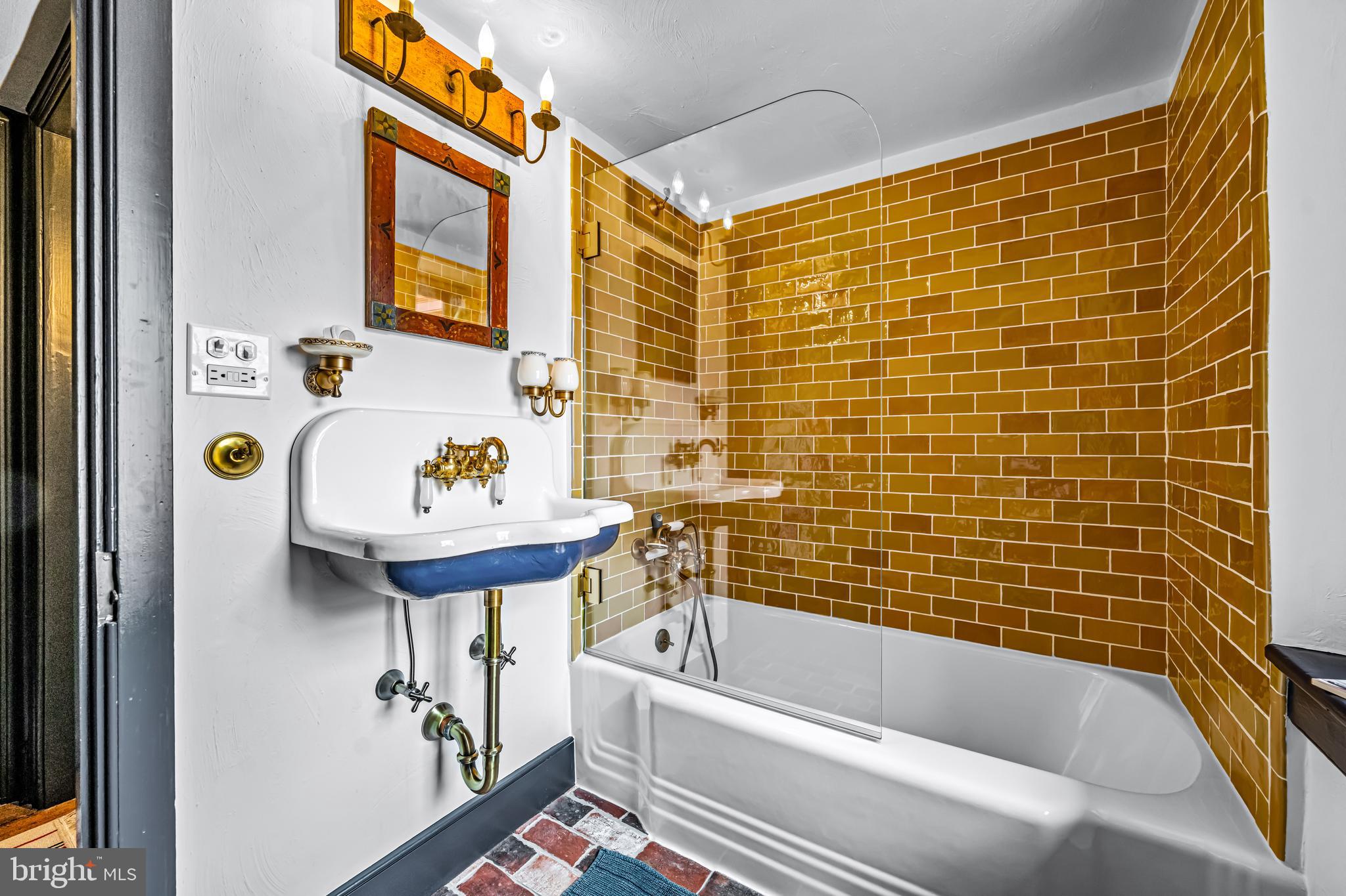 ECHO VALLEY - Residential