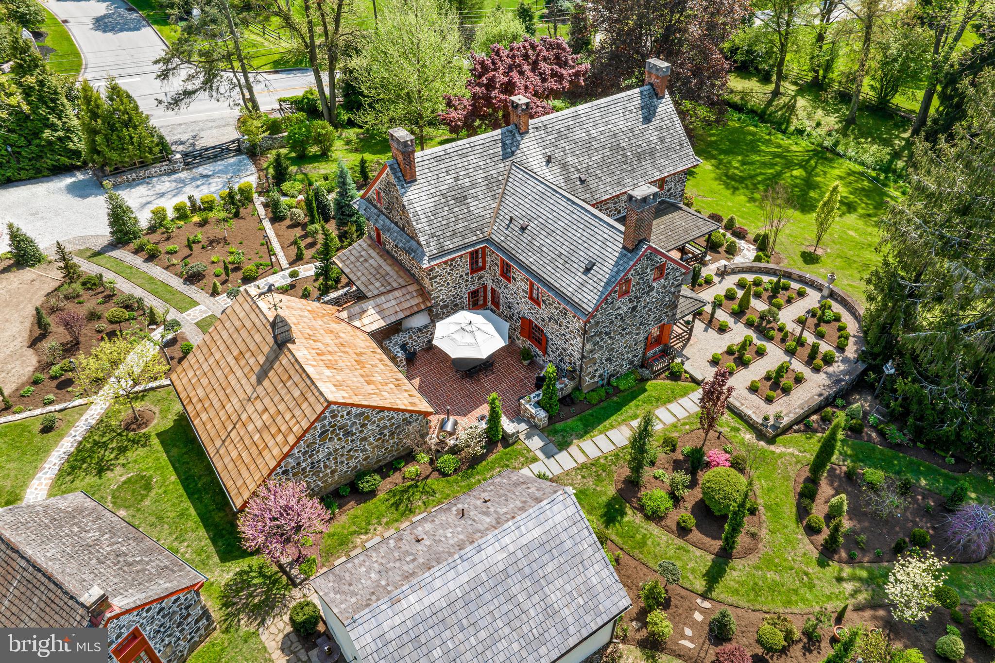 ECHO VALLEY - Residential