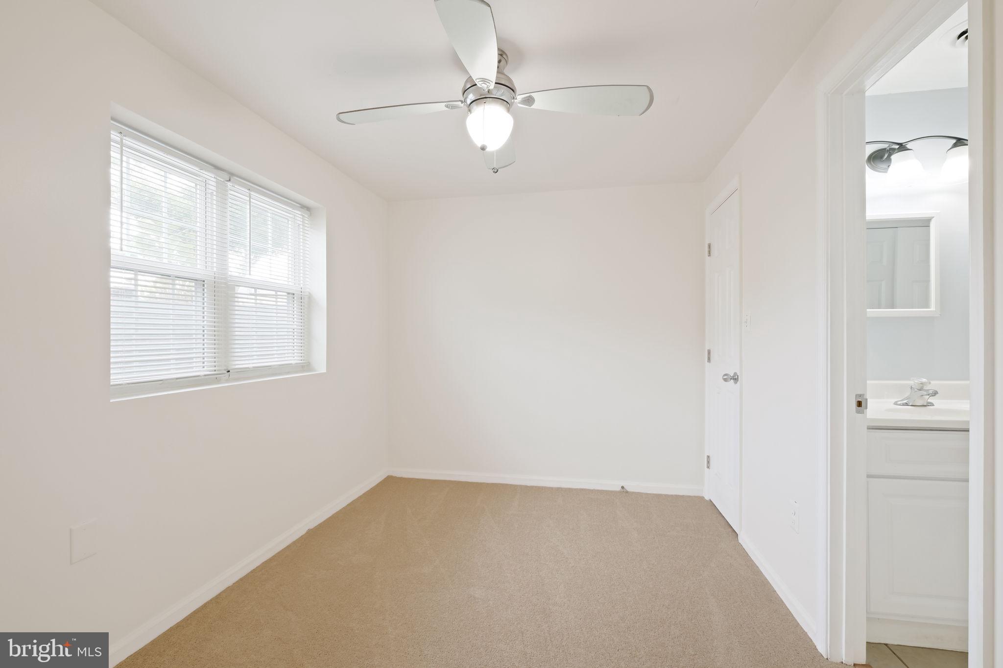 CARROLL PARK MANOR - Residential Lease