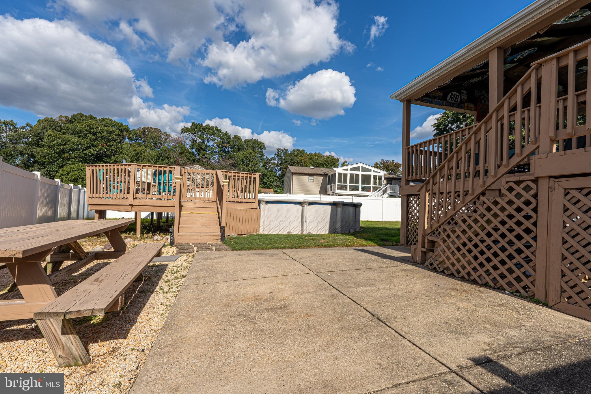 GOLDENTREE - Residential