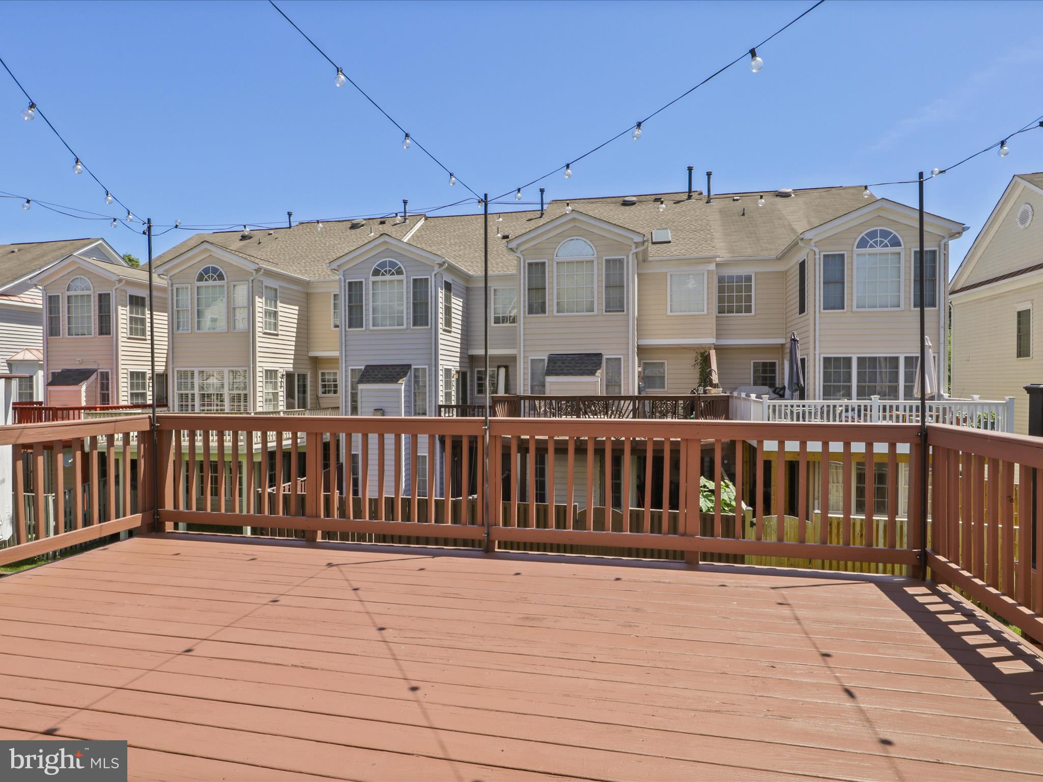 SOUTH RIDING - Residential