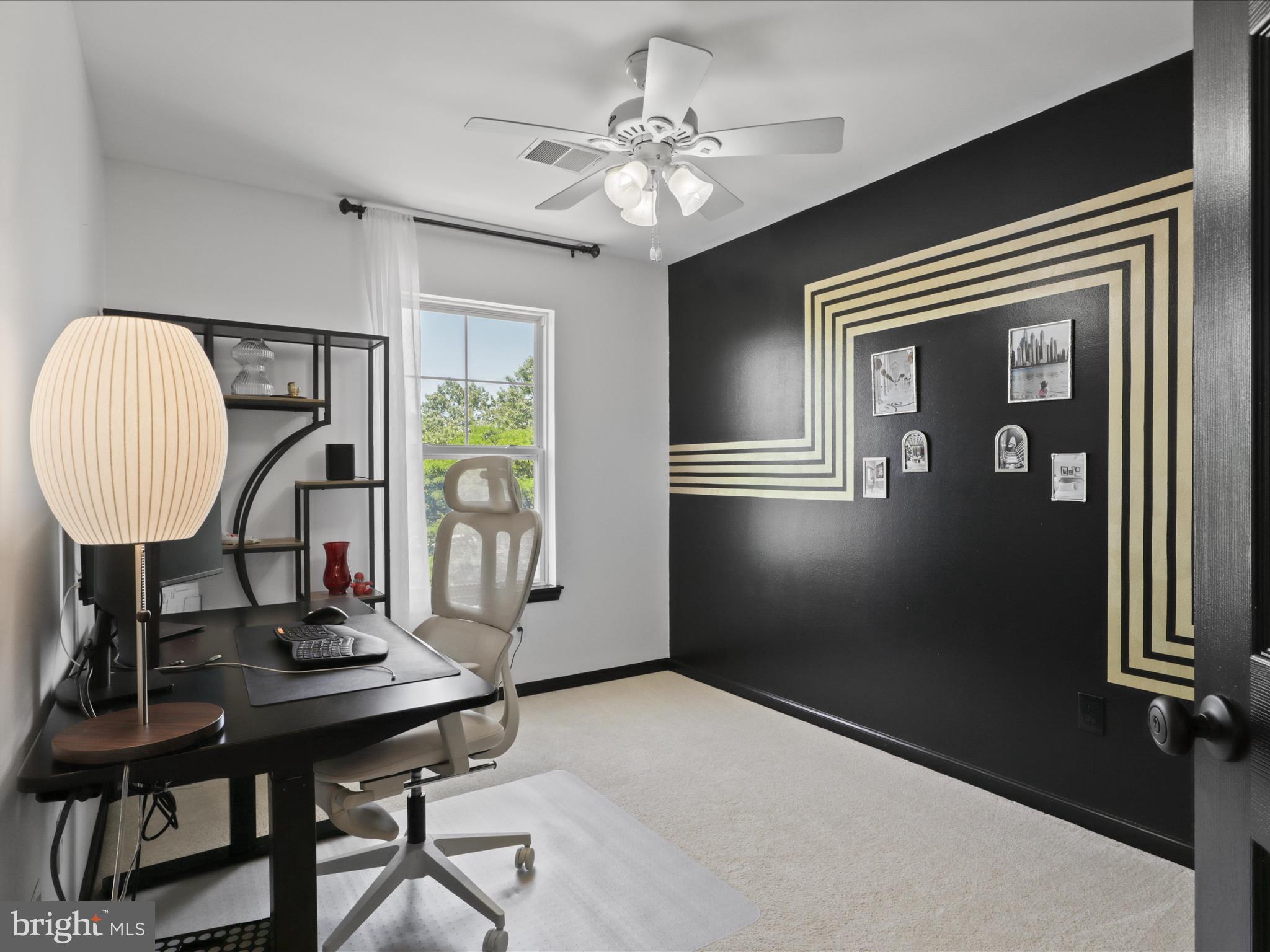 SOUTH RIDING - Residential