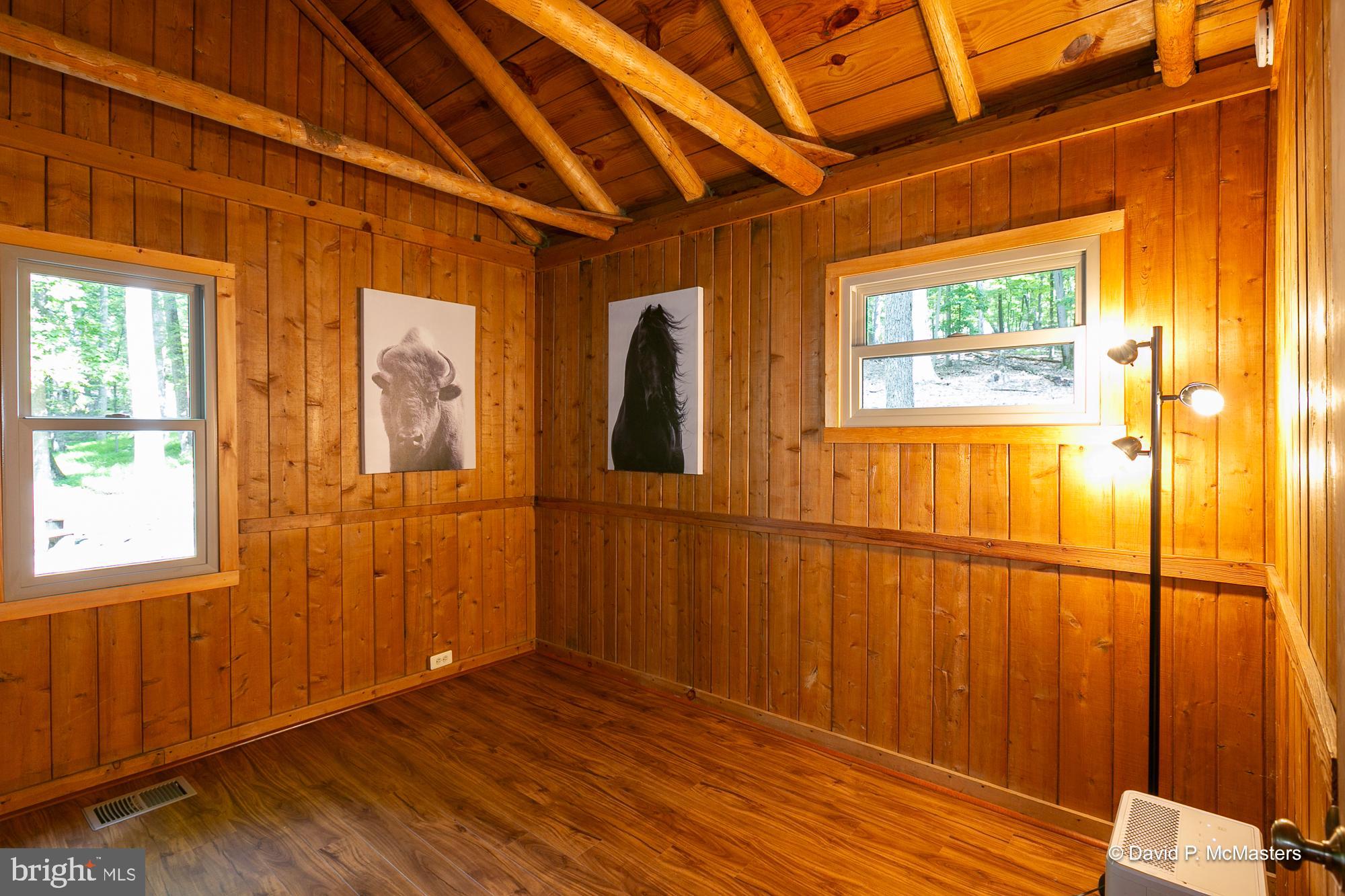 SHANNONDALE - Residential