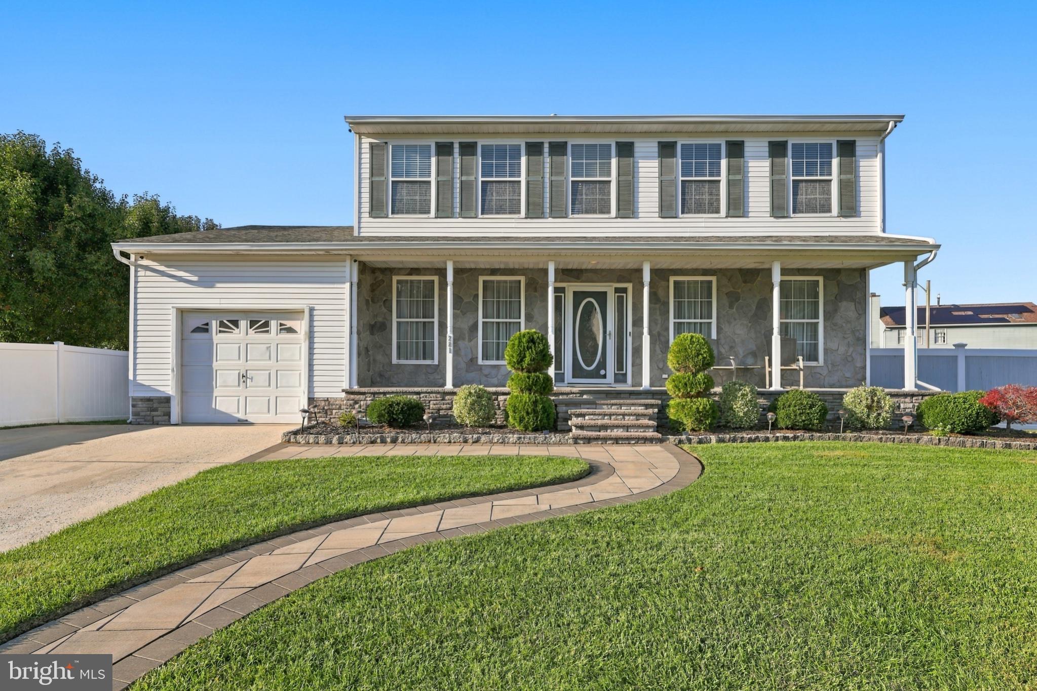 281 DUNDEE DRIVE