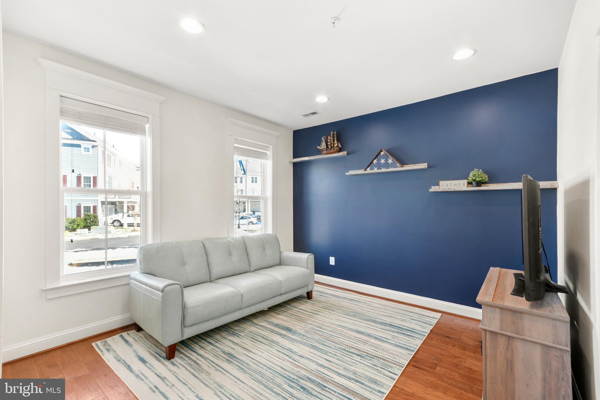 VILLAGES OF URBANA - Residential