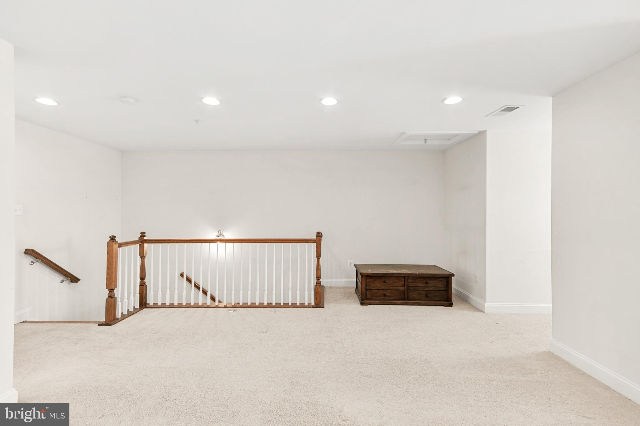 VILLAGES OF URBANA - Residential