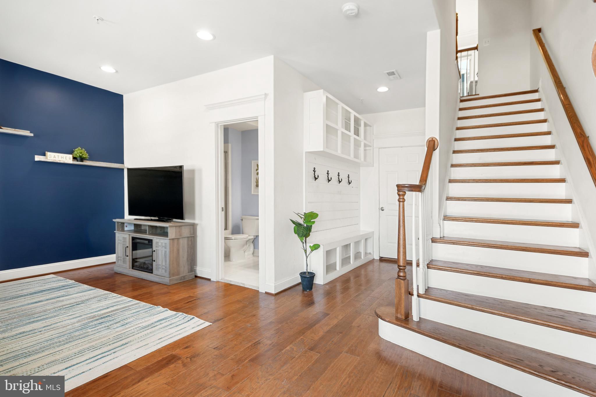 VILLAGES OF URBANA - Residential