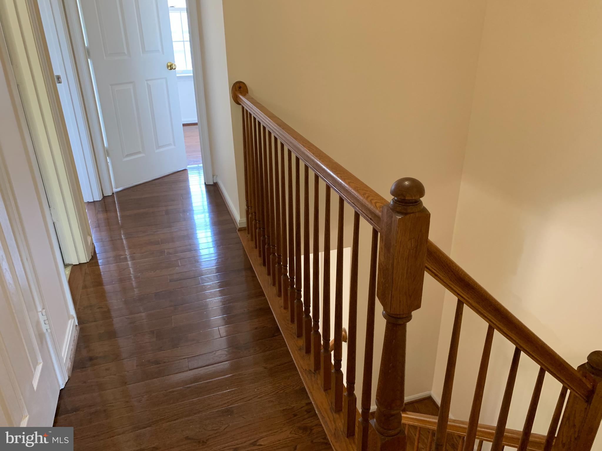 ASHBURN FARM - Residential Lease