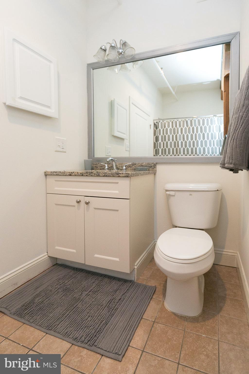 DOWNTOWN - Residential Lease