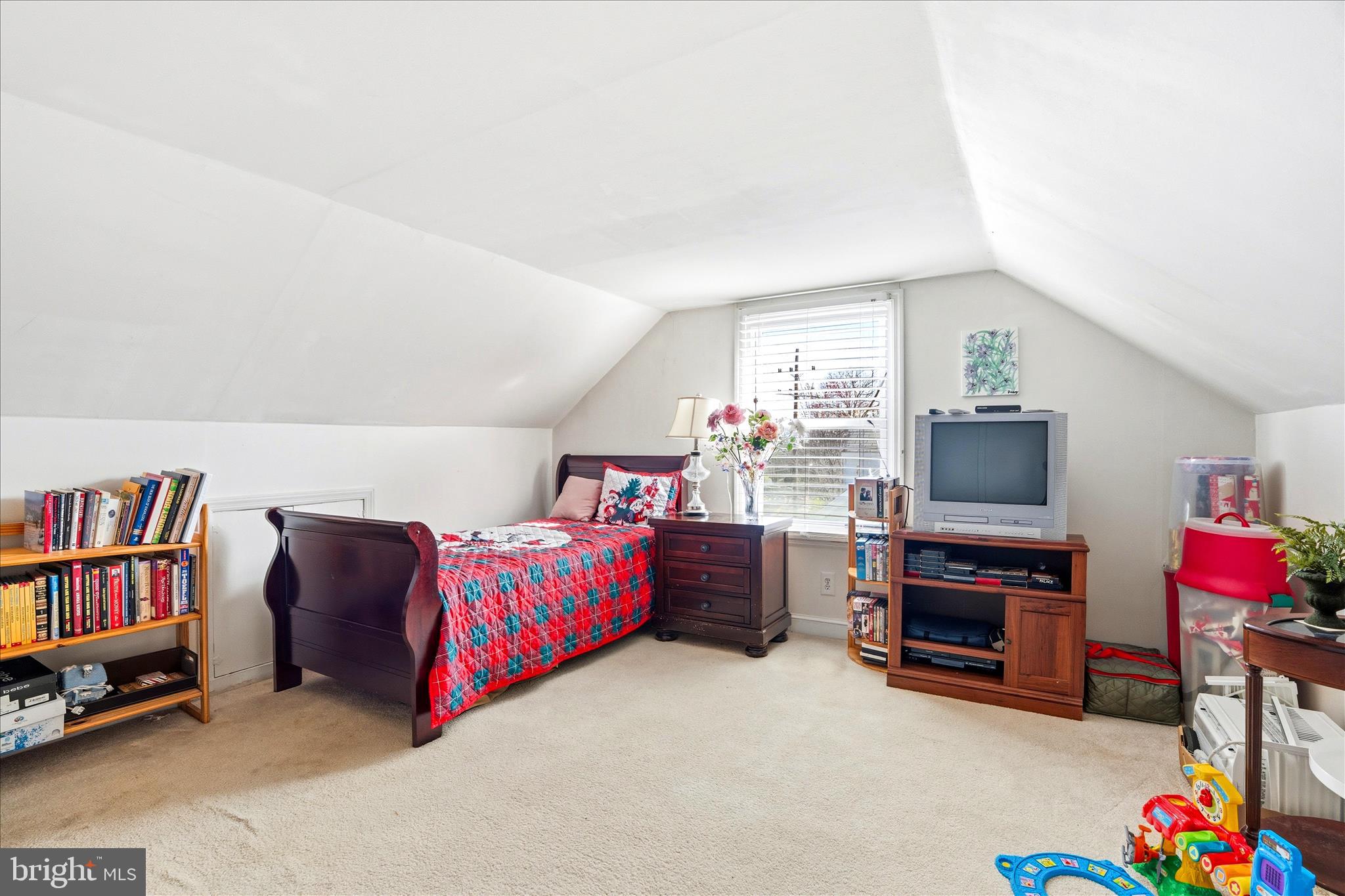 ROCKCREST - Residential