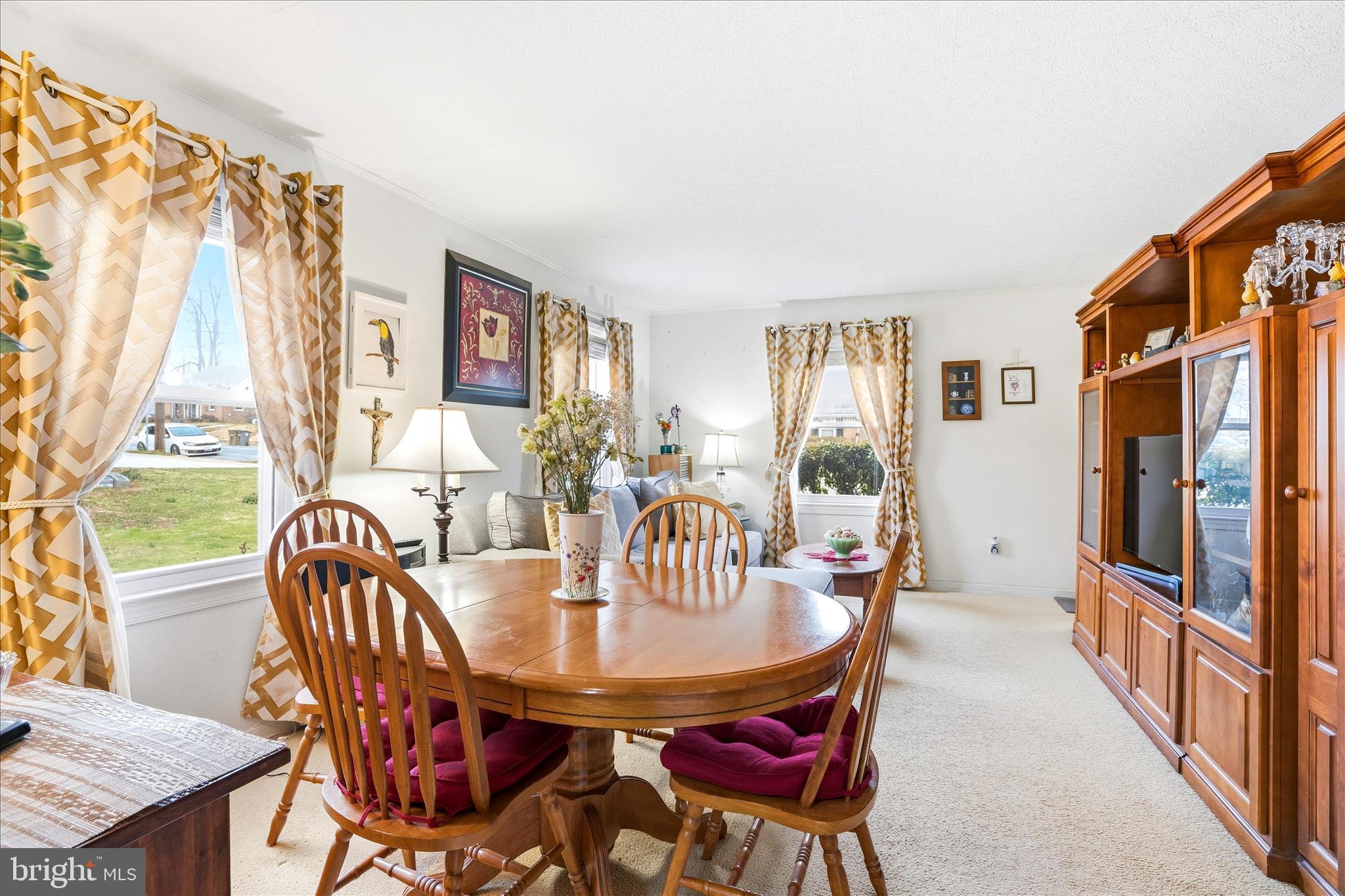 ROCKCREST - Residential