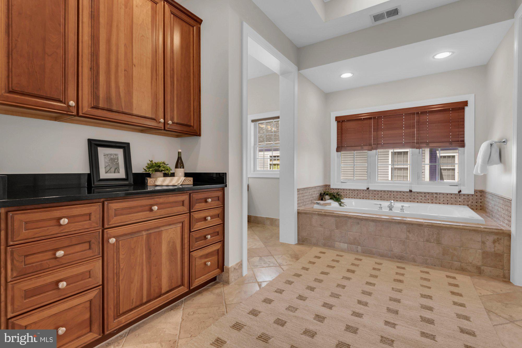 BROAD CREEK LANDING - Residential