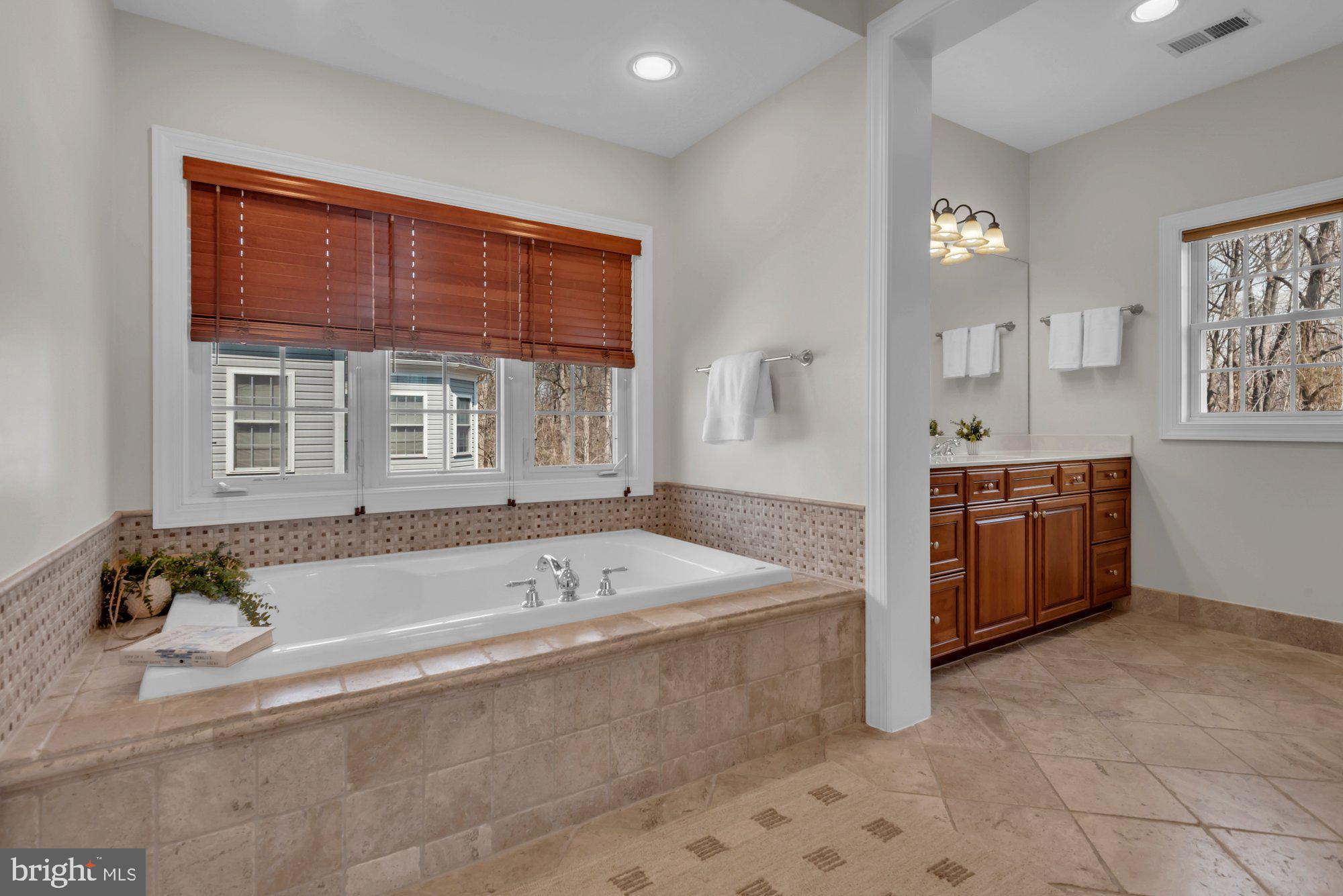 BROAD CREEK LANDING - Residential